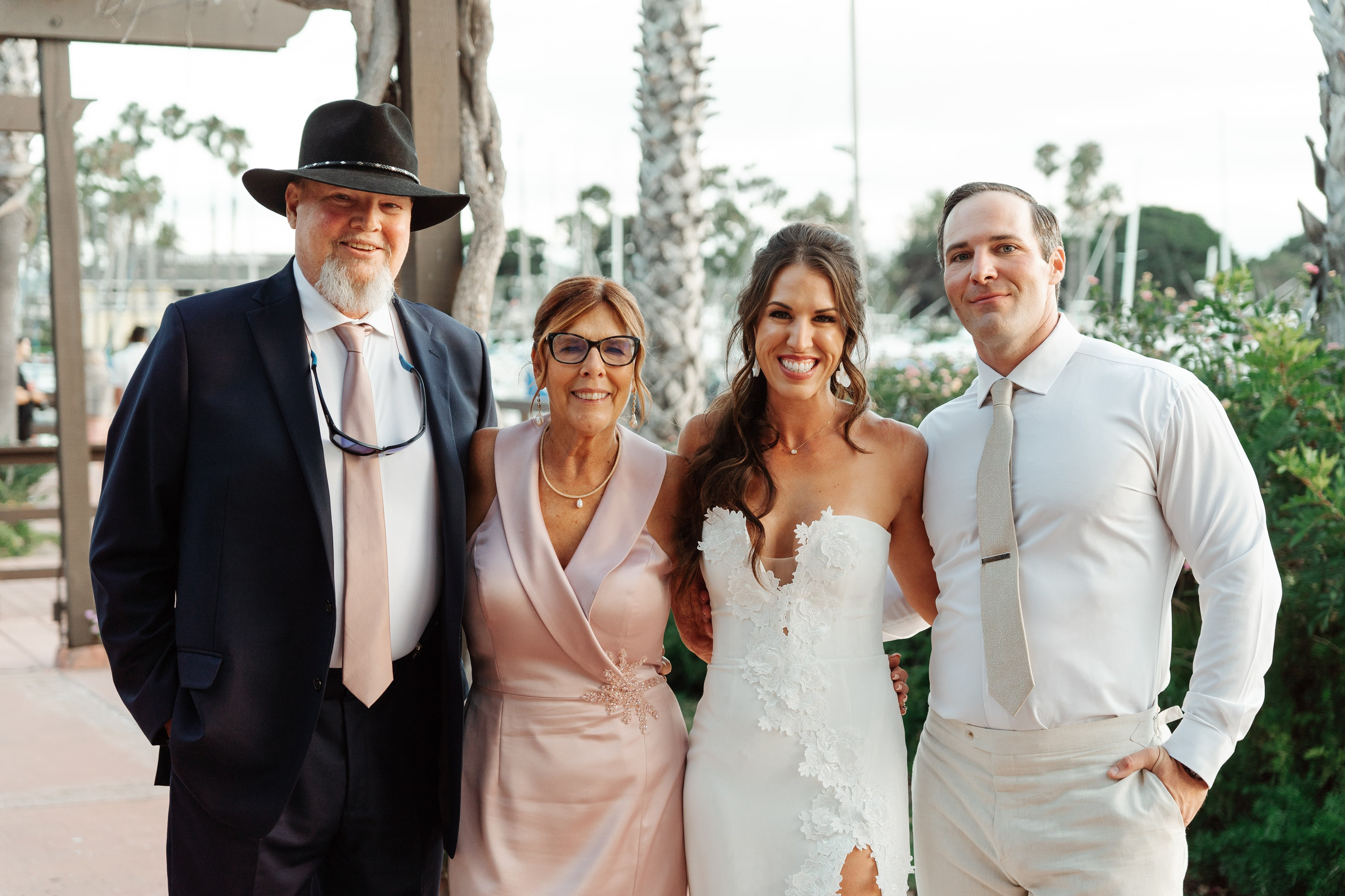 2025-08-16_BryanAmber. Ретушер Зенькевич Света