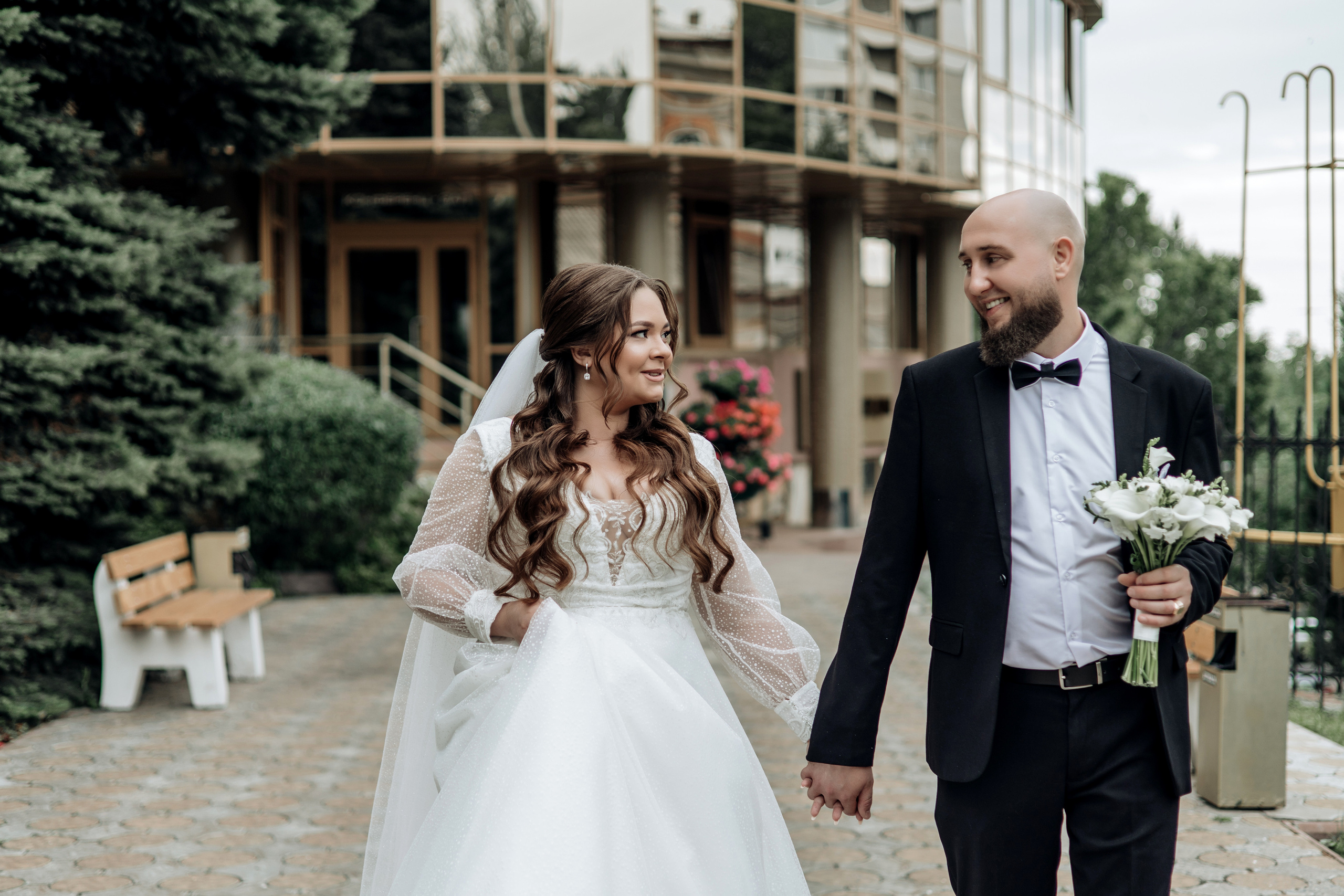 Валентин и Анастасия. Свадебный фотограф и видеограф Саша и Таня в Саратове