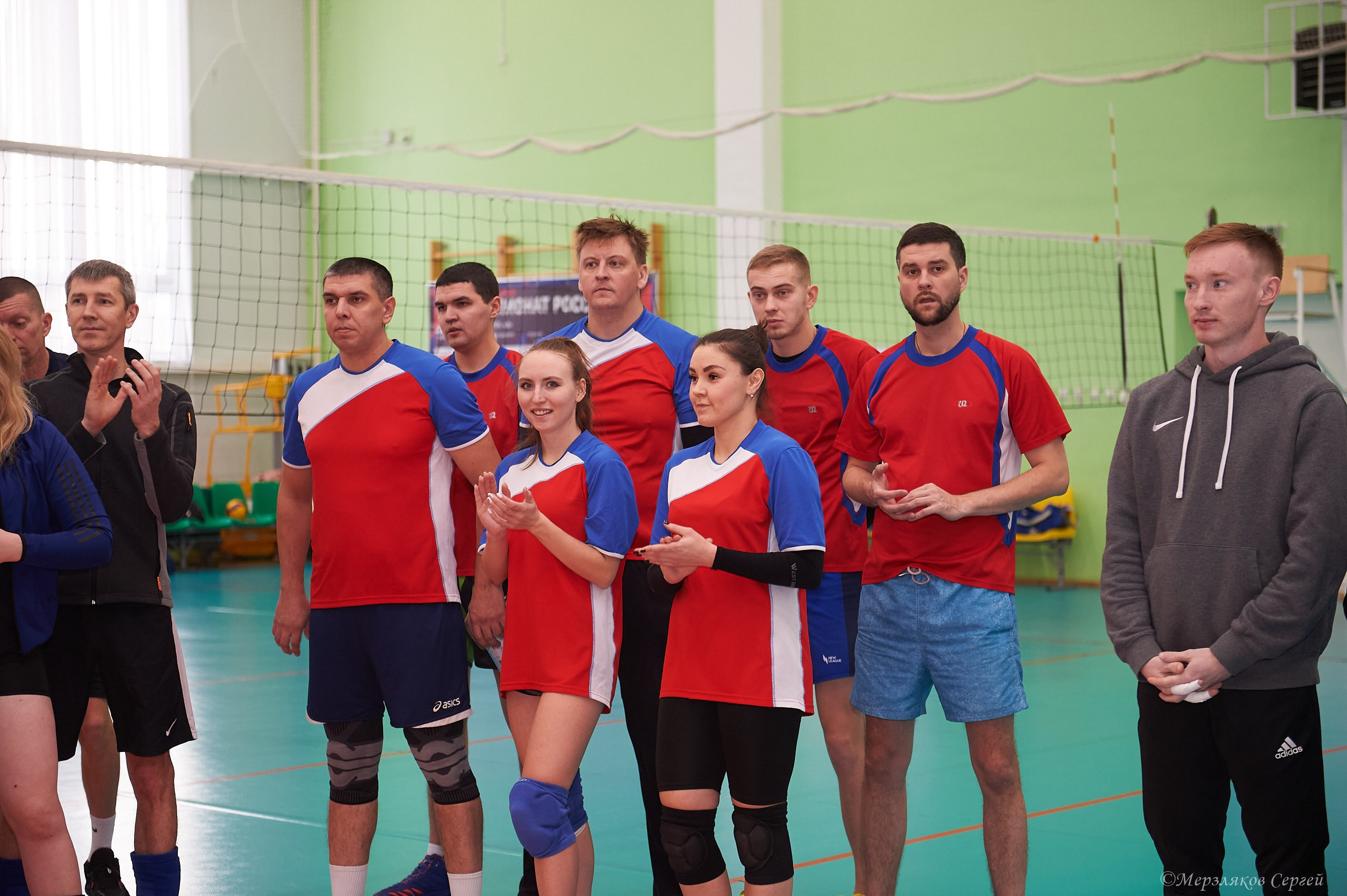 Новогодний волейбольный турнир. Ижевск. 16.12.23. Спортивный репортажный фотограф в Ижевске Сергей Мерзляков