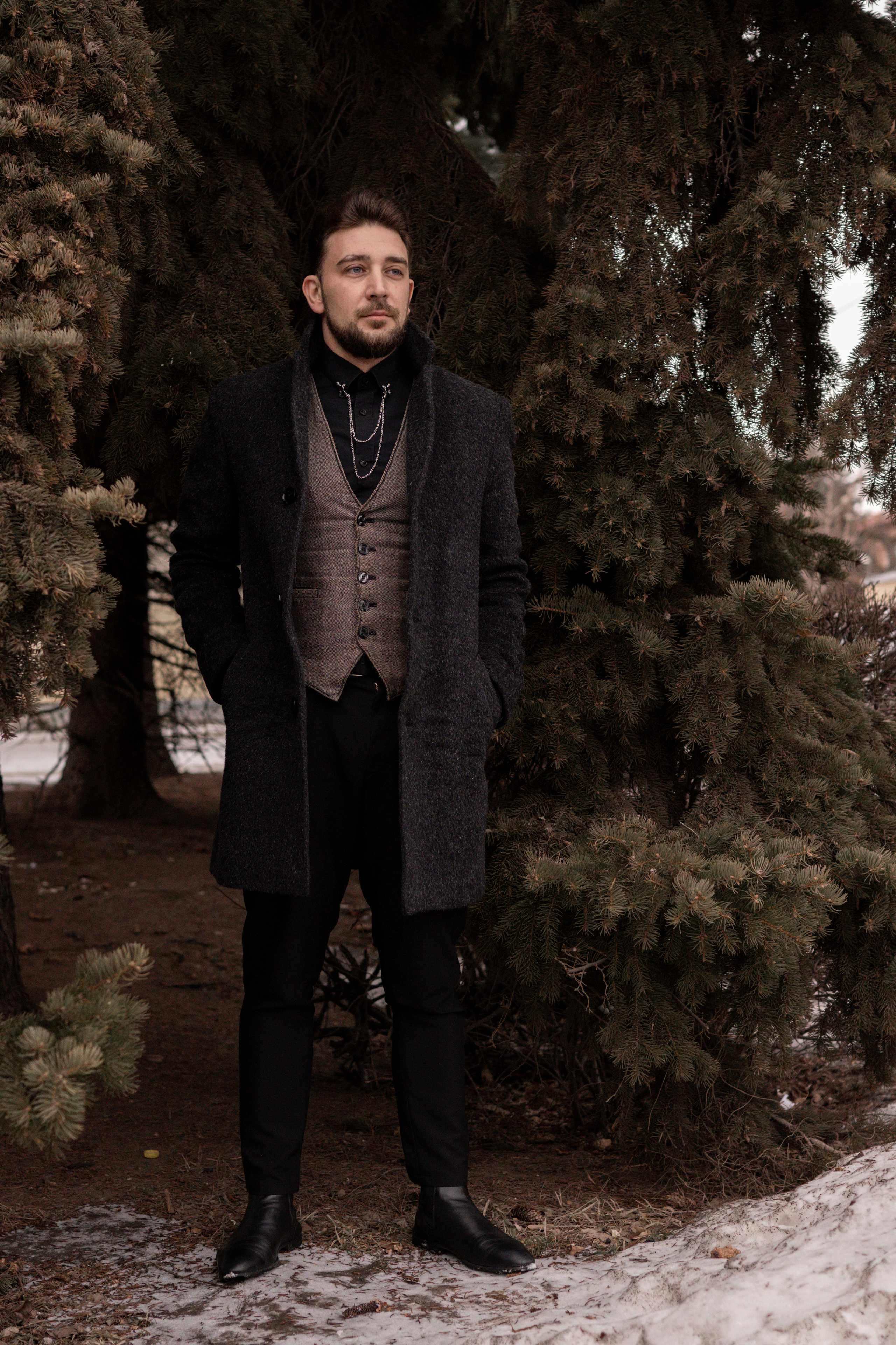 ДМИТРИЙ. МИНИМАЛИЗМ И БРУТАЛЬНОСТЬ. ВЕРХНИЙ ГОРОДСКОЙ САД. РЯЗАНЬ. Светлана Басари портретный фотограф