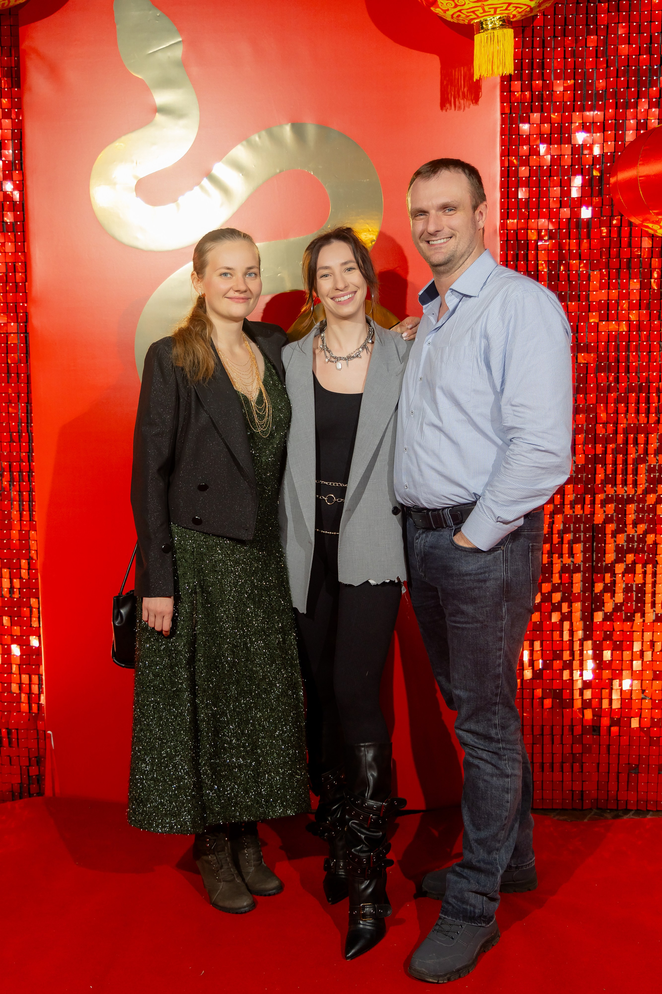 Корпоративная новогодняя съемка для логистической компании ИТА. Свадебный фотограф в Минске/Беларуси Сергей Спиридонов