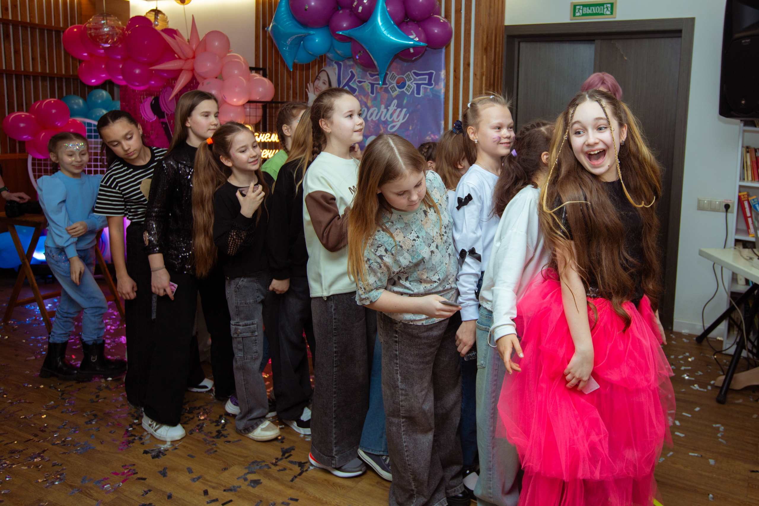 День рождения Ульяны. Фотограф Антонина Свешникова. ВЫПУСКНЫЕ ФОТОКНИГИ для детских садов и школ. Москва, Владимир