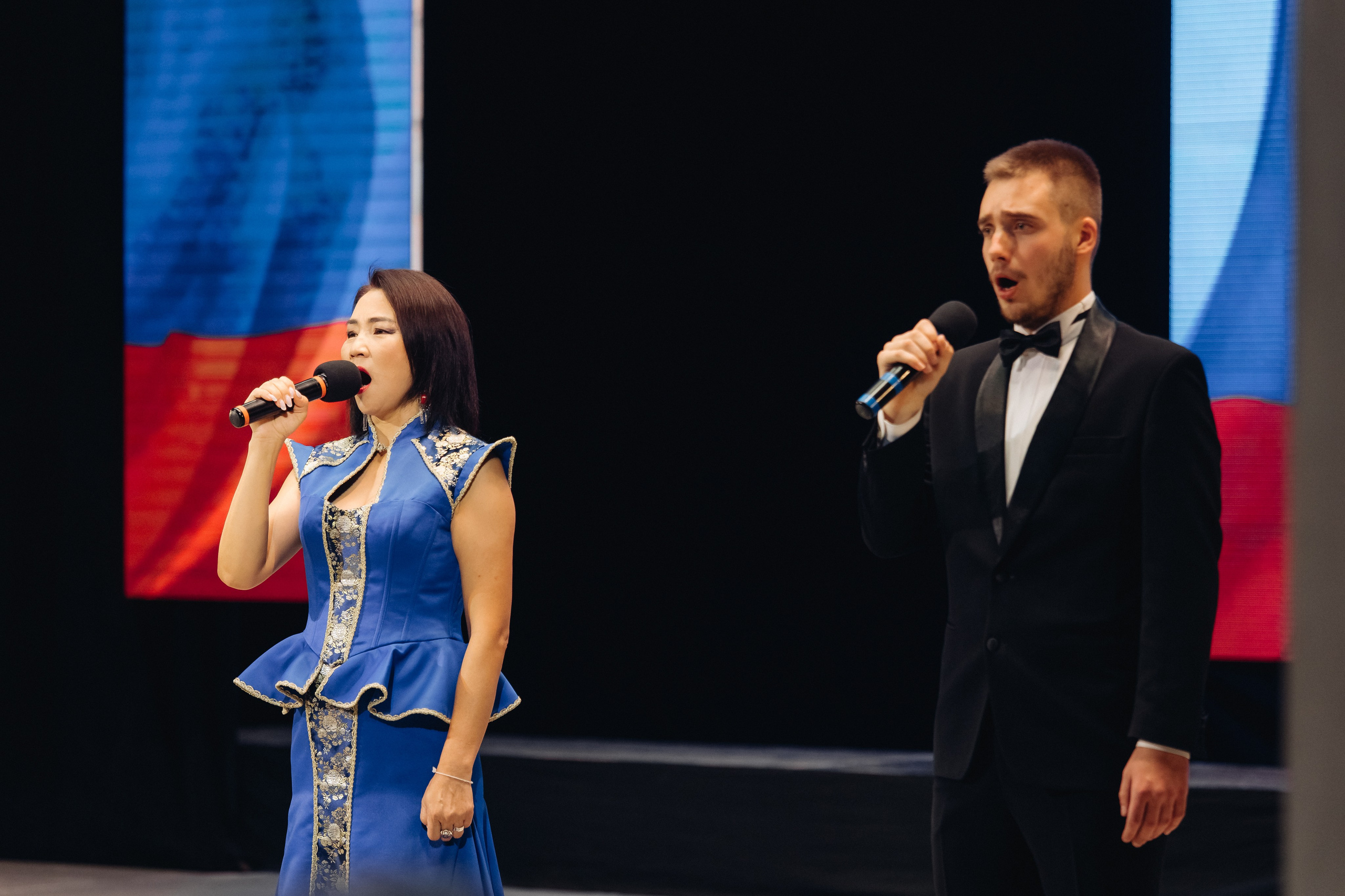 Лучший учитель родного языка и литературы 2025. Свадебный и семейный фотограф в Улан-Удэ