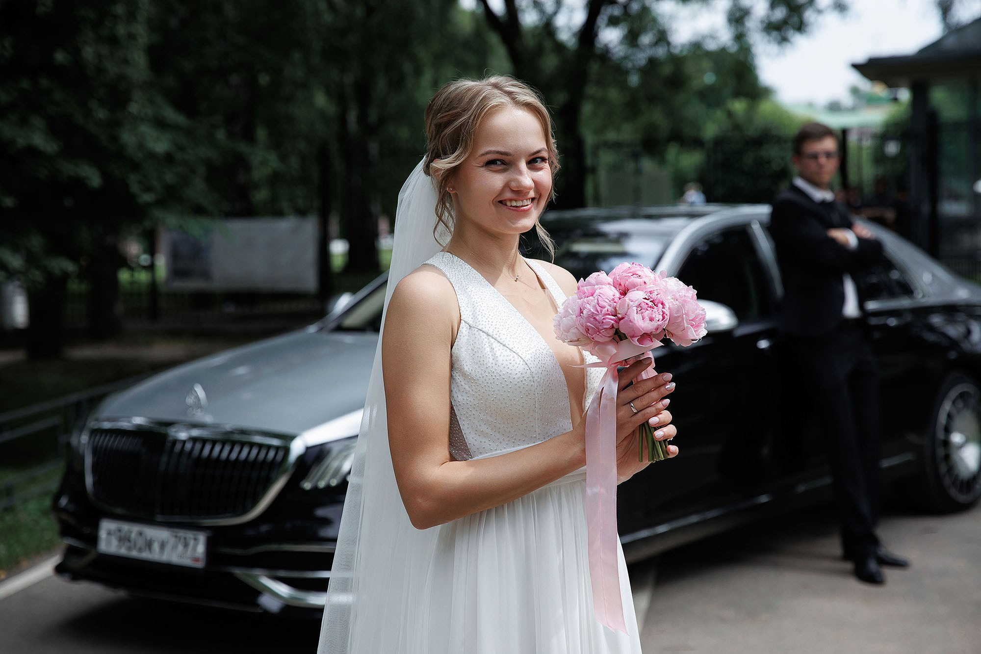 Прогулка, фотосессия жениха и невесты. Свадебная съемка. Фотограф в Москве Валерий Боцман