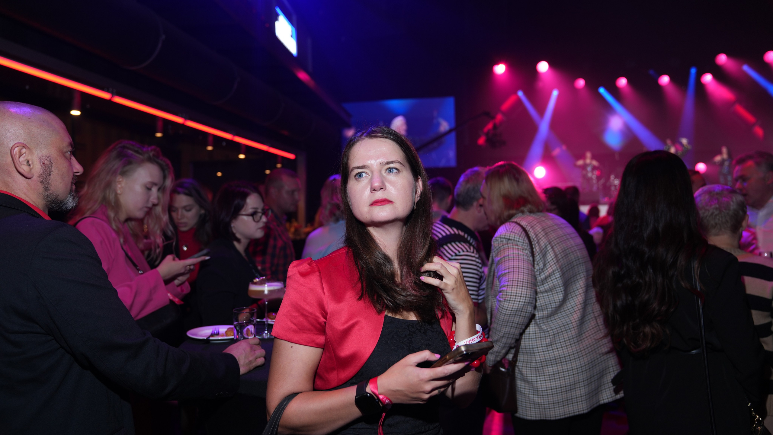 Презентация Пятого канала 01.10.2024. EVEREST PHOTO REPORT