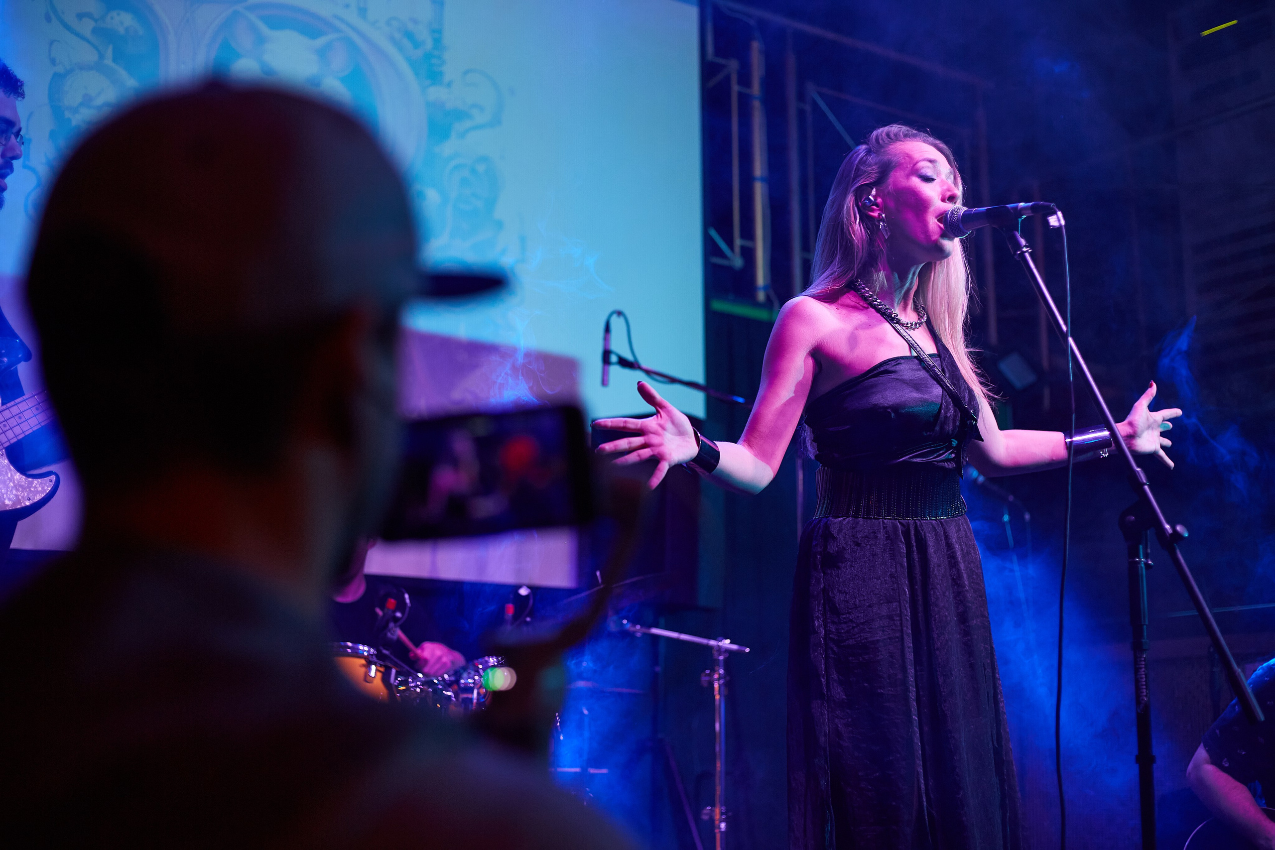 2023-11-04. RatBlues