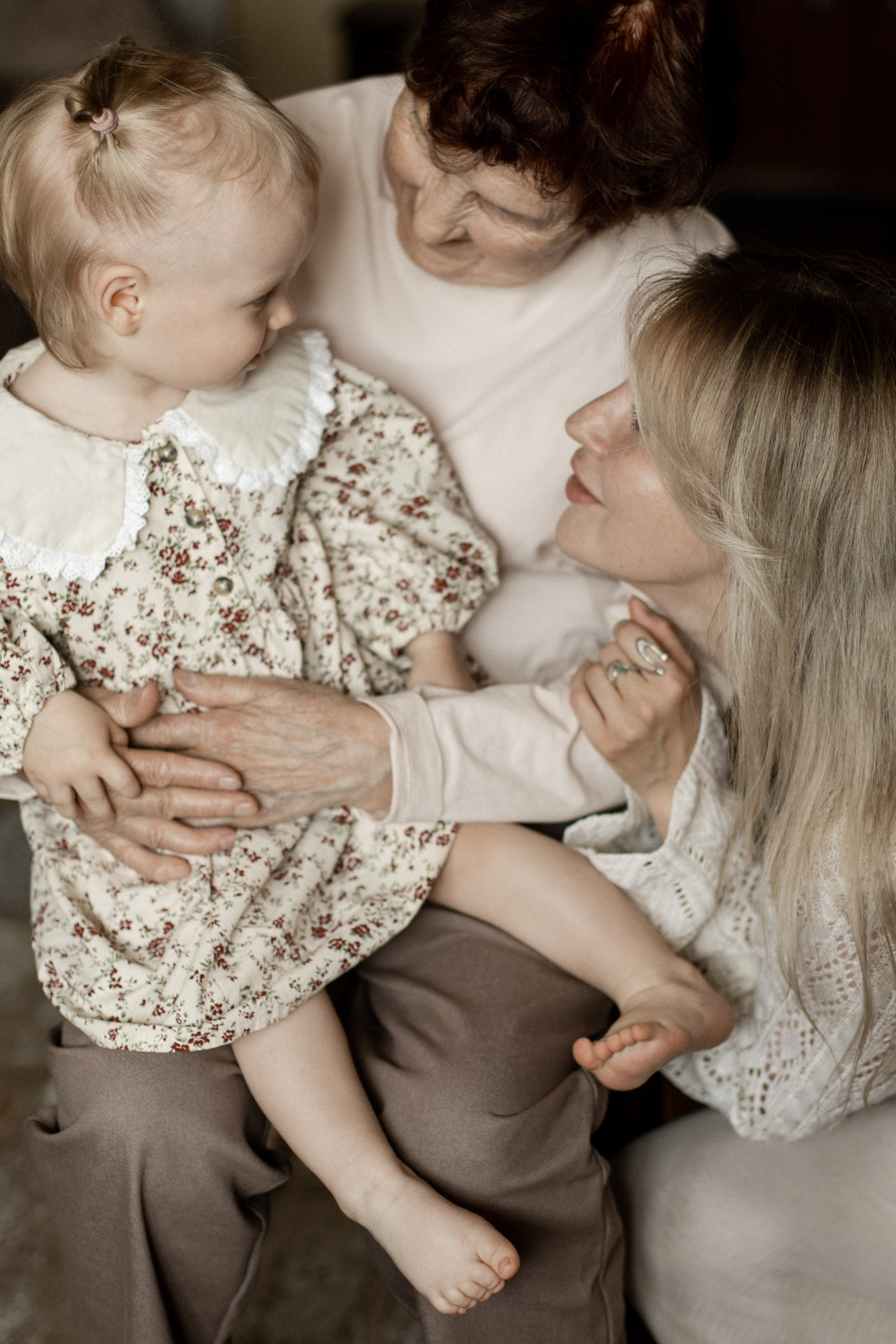 В гостях у прабабушки. Семейный фотограф Челябинск