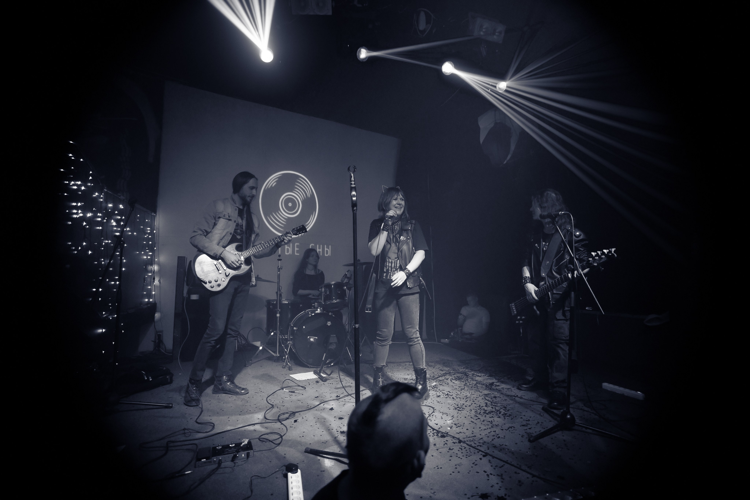 Забытые сны. Рок-ёлка, клуб-галерея Эрмитаж. 21.12.2024. Фотограф Регина Крикунова г. Красноярск