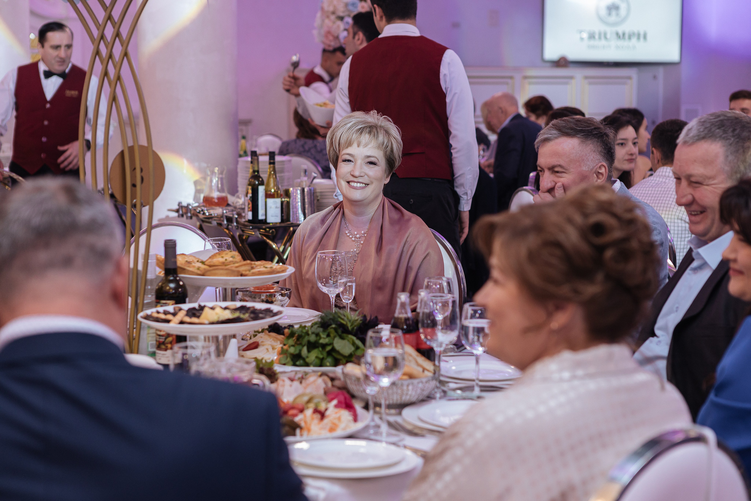 Банкет В «Триумф». Фотограф Нелля Кадикина