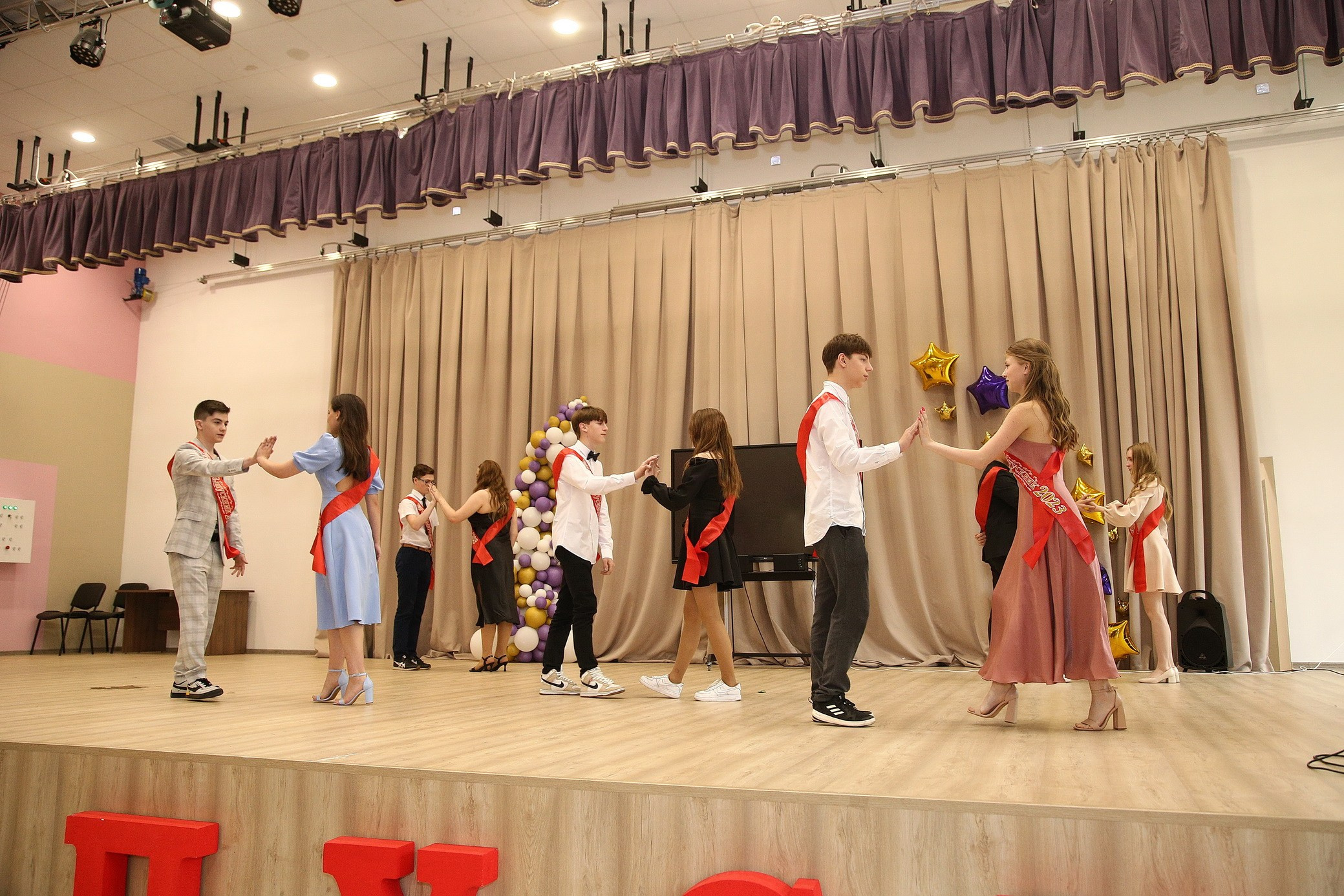 Выпускные. Профессиональный фотограф в Подольске Елена Локтионова