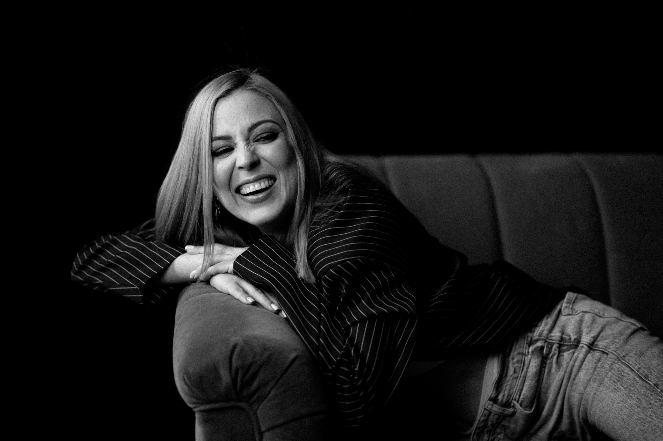 В тёмном ключе. Главная