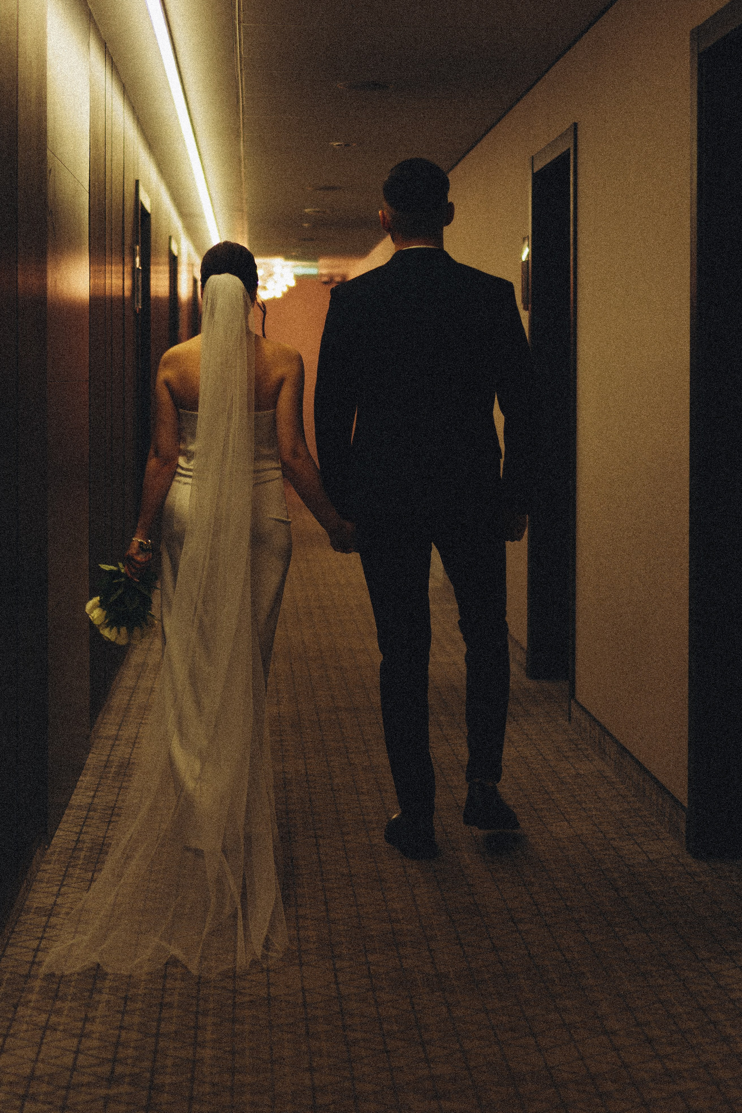 СВАДЕБНАЯ СЬЕМКА СБОРОВ ЖЕНИХА И НЕВЕСТЫ В ОТЕЛЕ И ТАКЖЕ ФОТОСЕССИИЯ В ОТЕЛЕЕ МЕГАПОЛИС БРЯНСК. Профессиональный фотограф, Санкт-Петербург — Виктория Богомолова