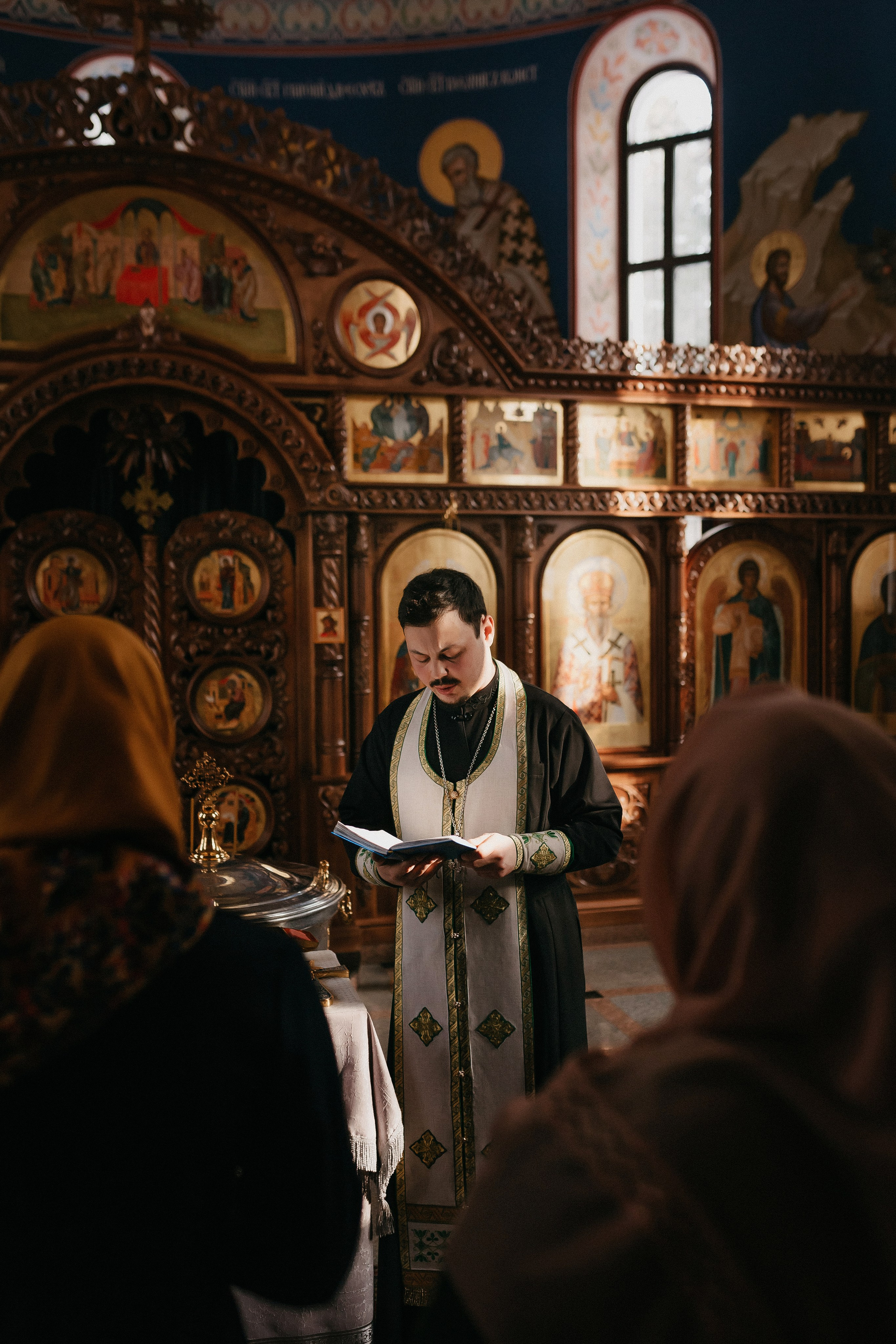 Крещение Арины. Храм Георгия Победоносца. Семейный фотограф в Сургуте