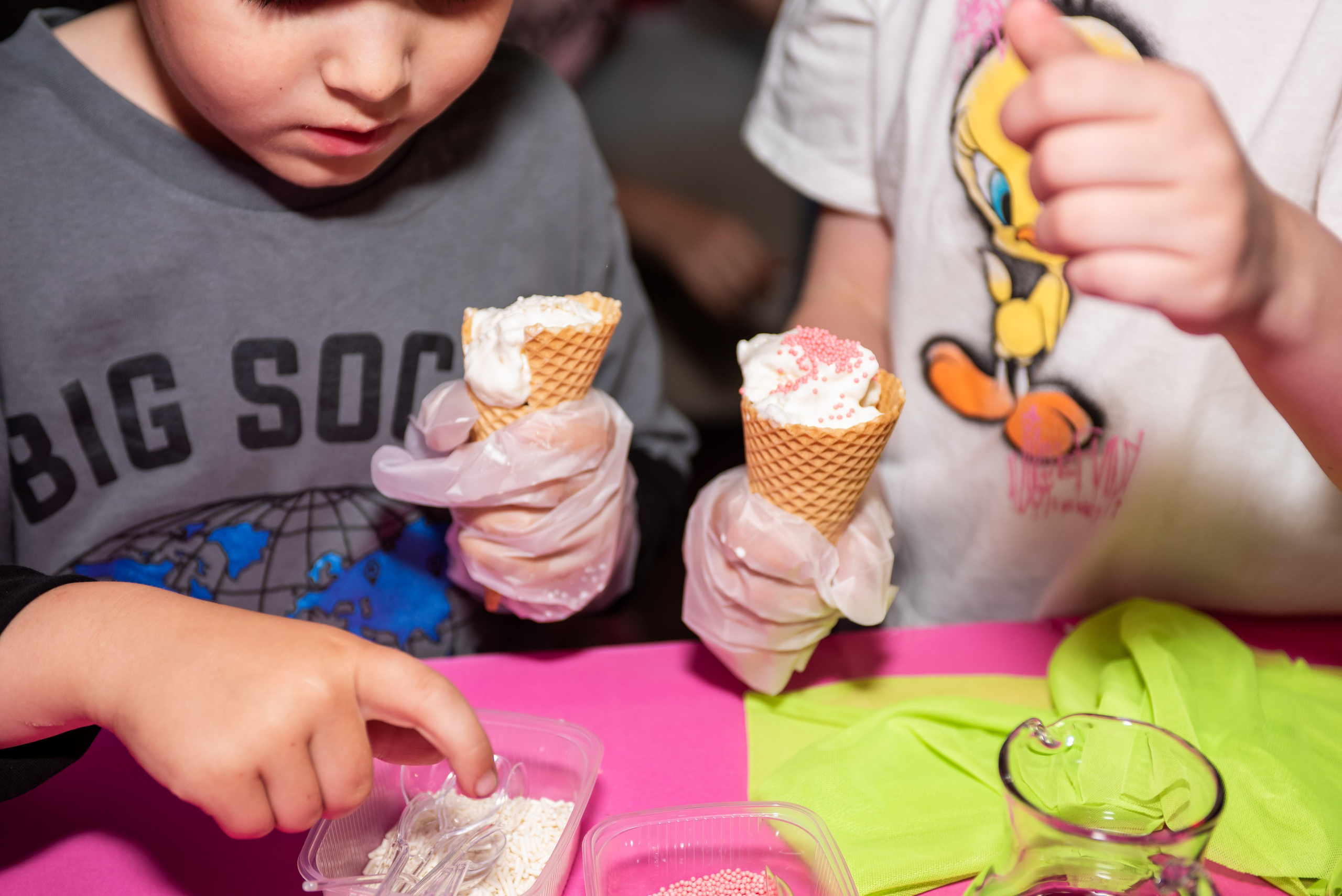 День защиты детей в ресторане «Булгур». Выпускные альбомы в Севастополе, Крыму и Екатеринбурге