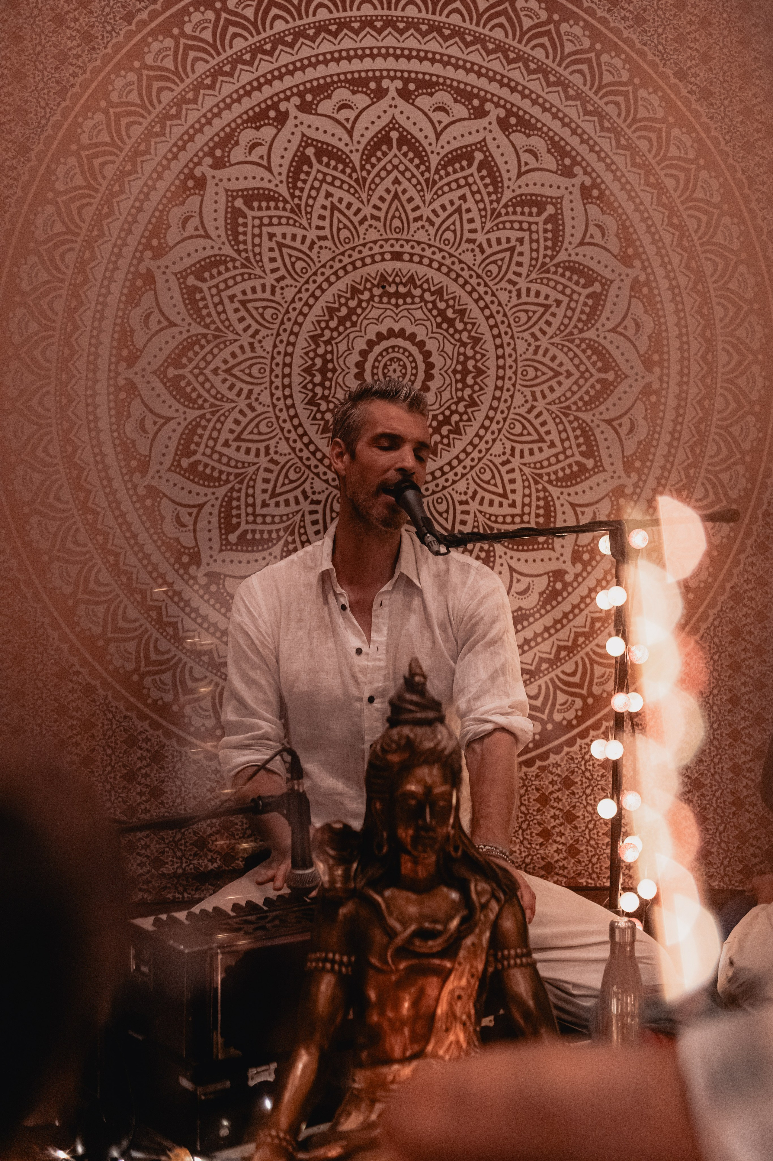 Christmas kirtan w Bhakti Bliss family. Mariam Bagdasaryan