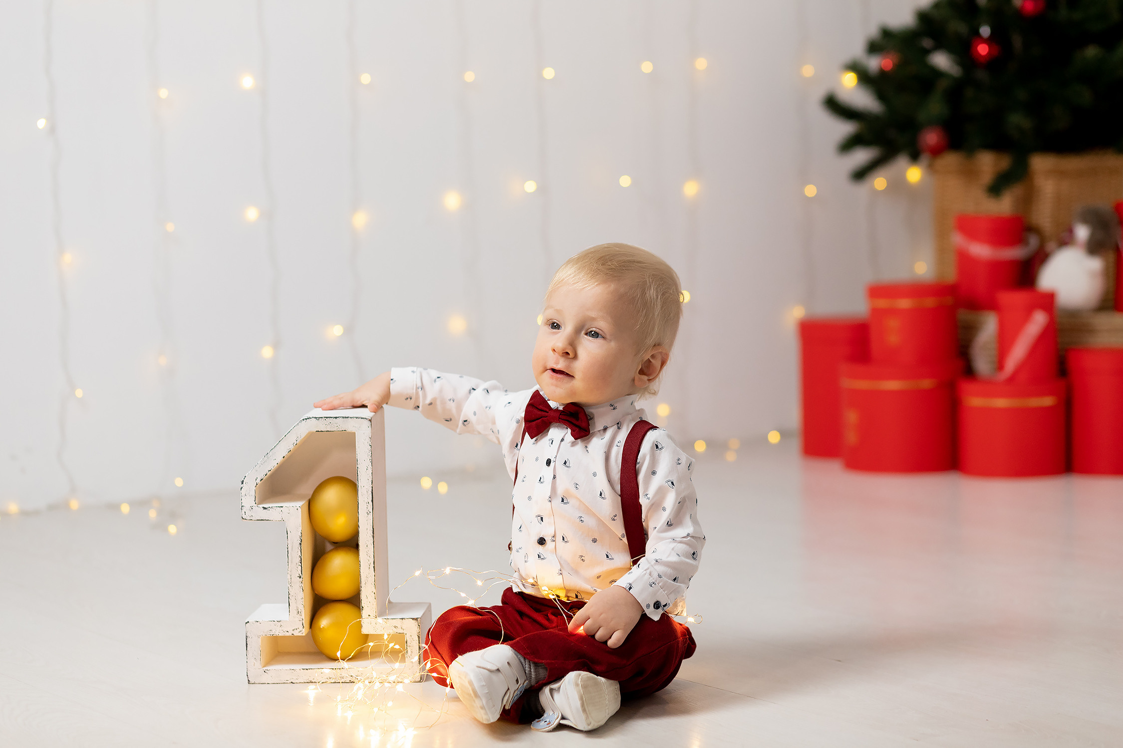 Кемаль в студии, 1 годик. Семейный и свадебный фотограф в Перми