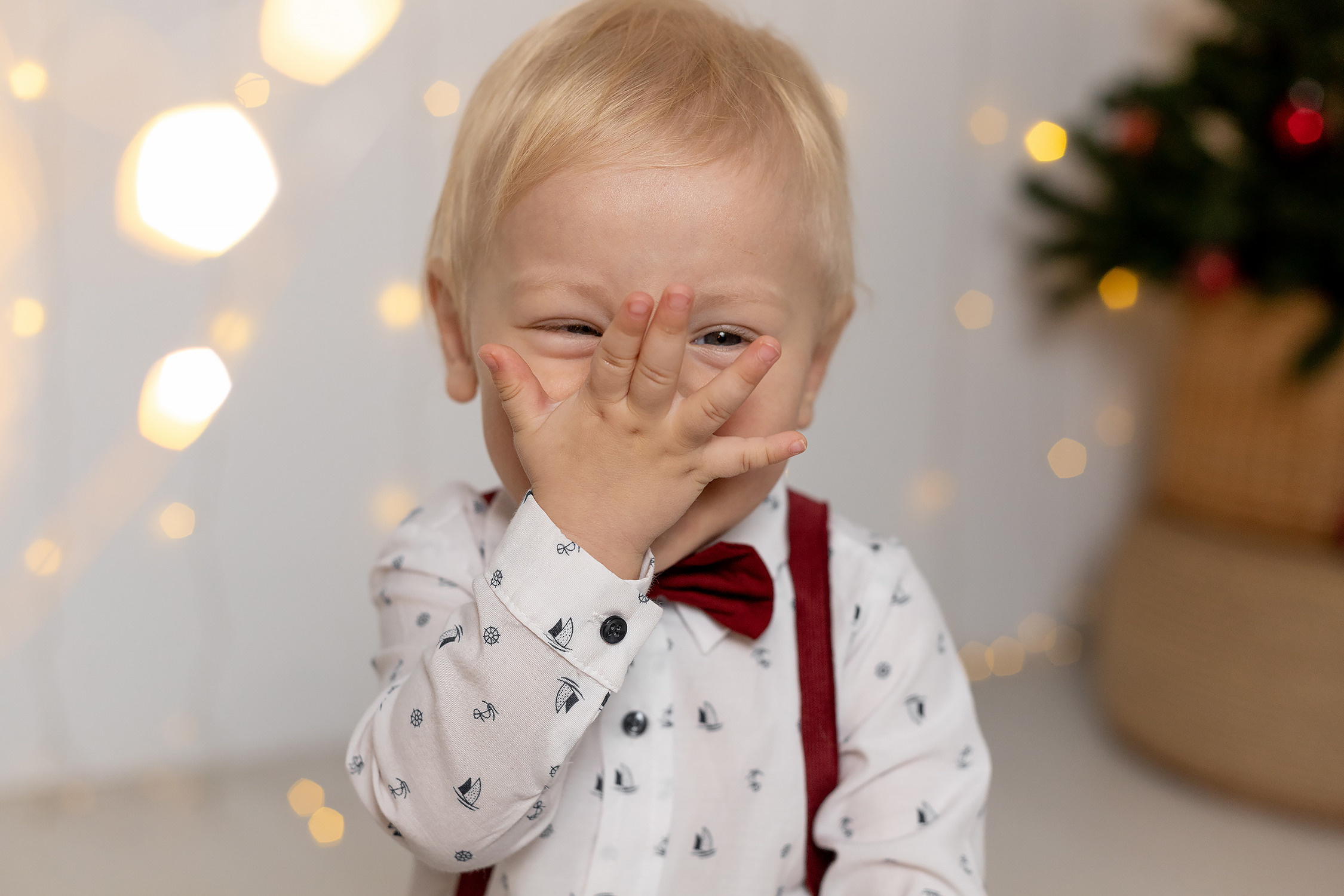 Кемаль в студии, 1 годик. Семейный и свадебный фотограф в Перми