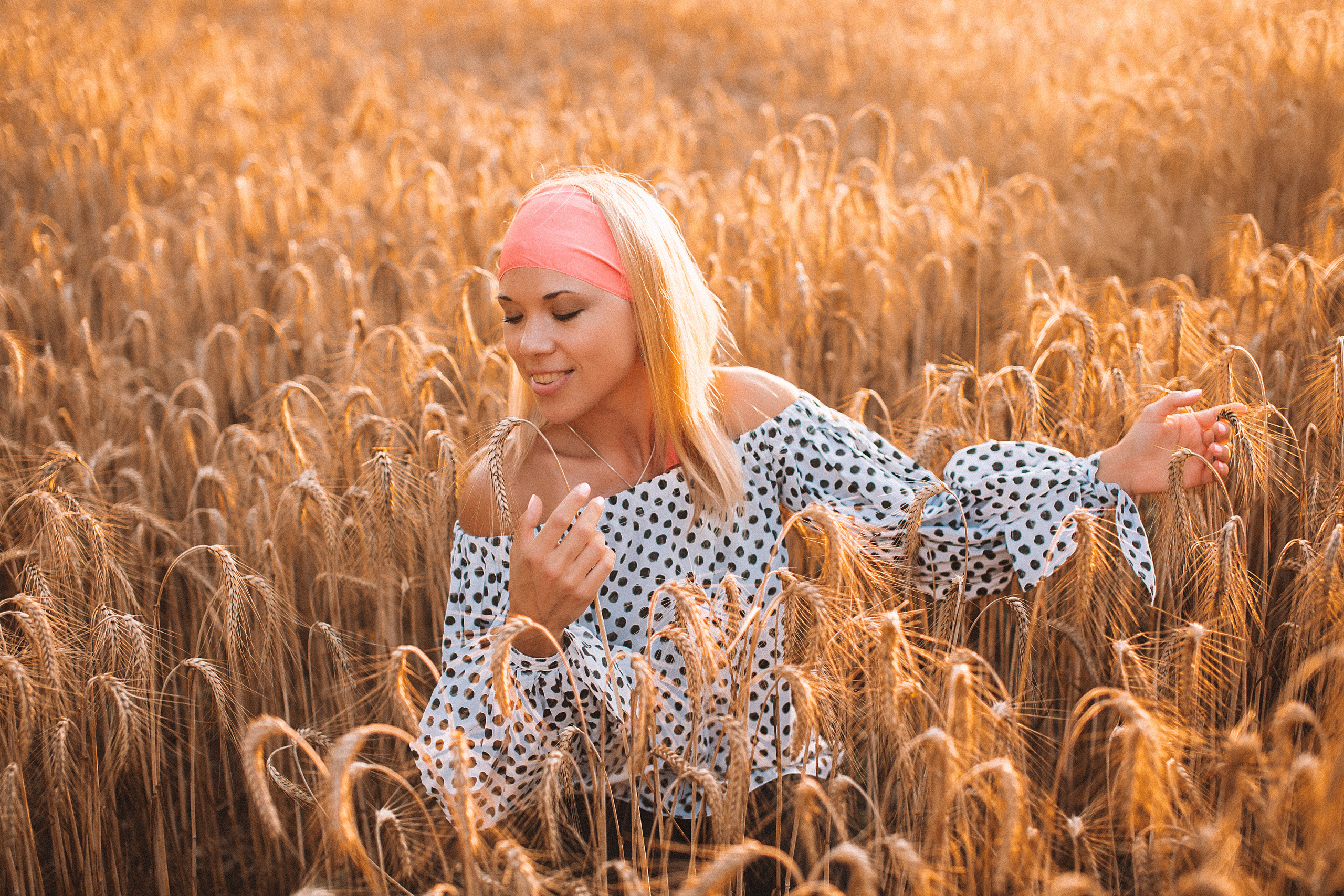 Пшеничное поле. Свадебный и семейный фотограф/видеограф в Краснодаре Наталья Осинская