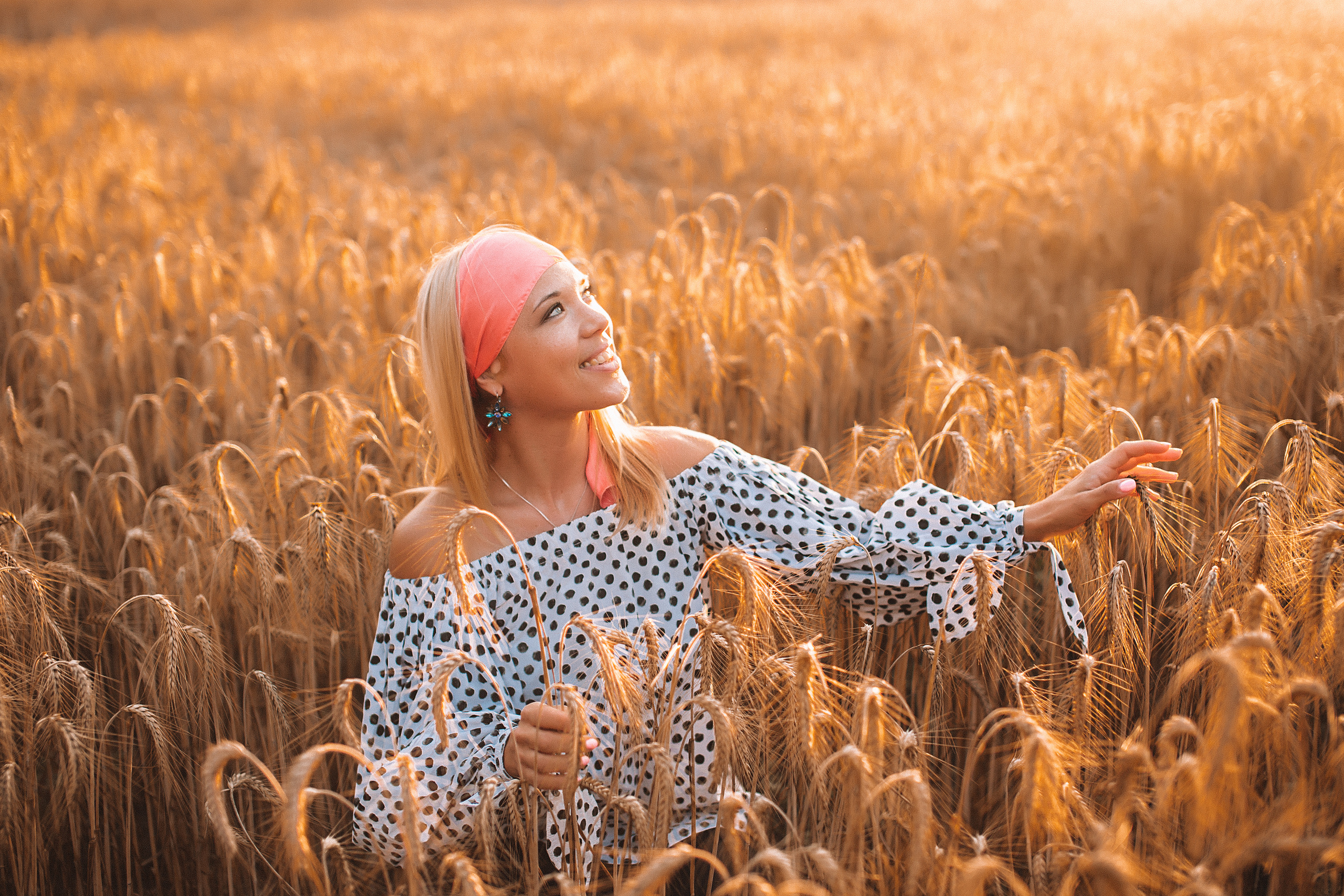 Пшеничное поле. Свадебный и семейный фотограф/видеограф в Краснодаре Наталья Осинская