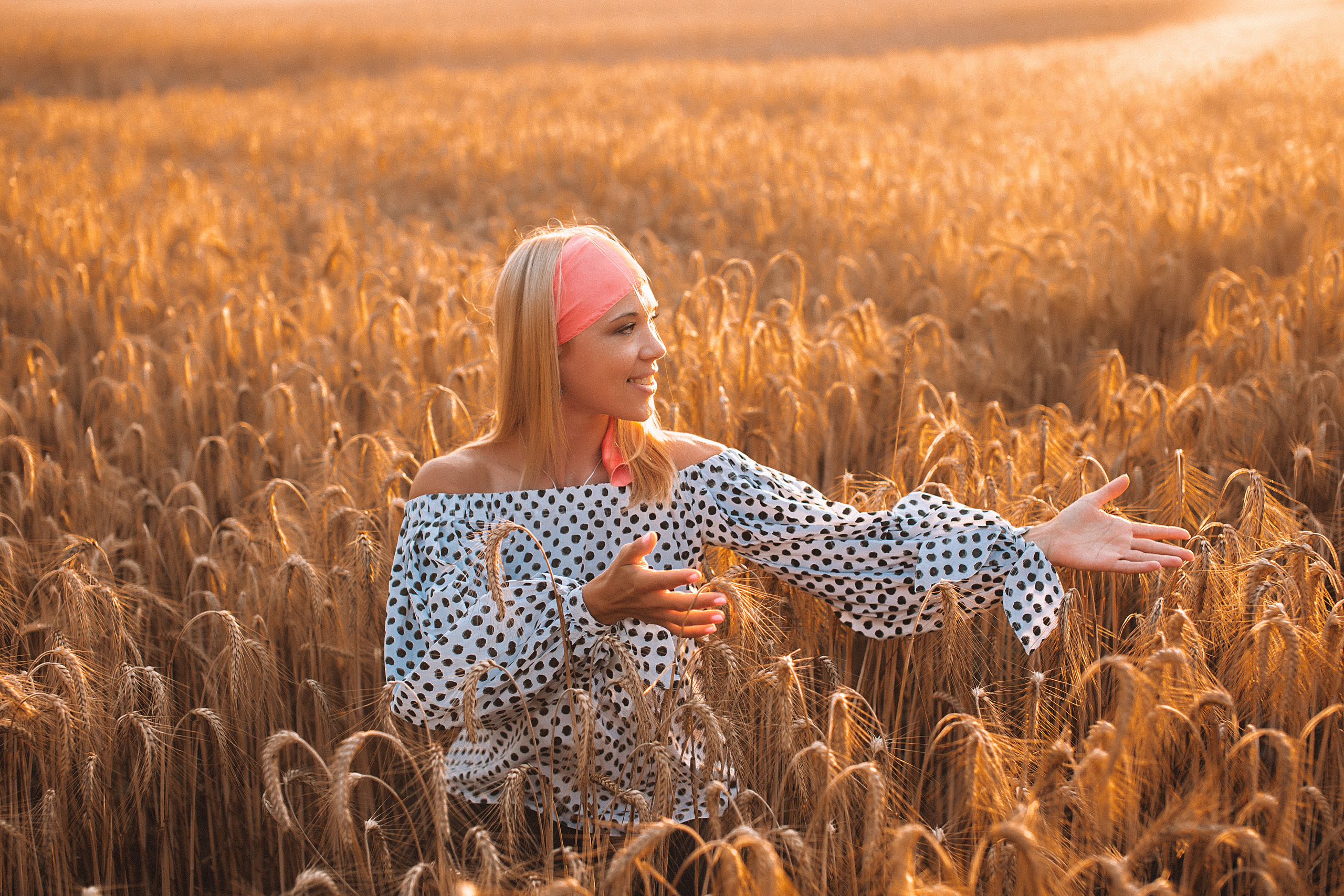 Пшеничное поле. Свадебный и семейный фотограф/видеограф в Краснодаре Наталья Осинская