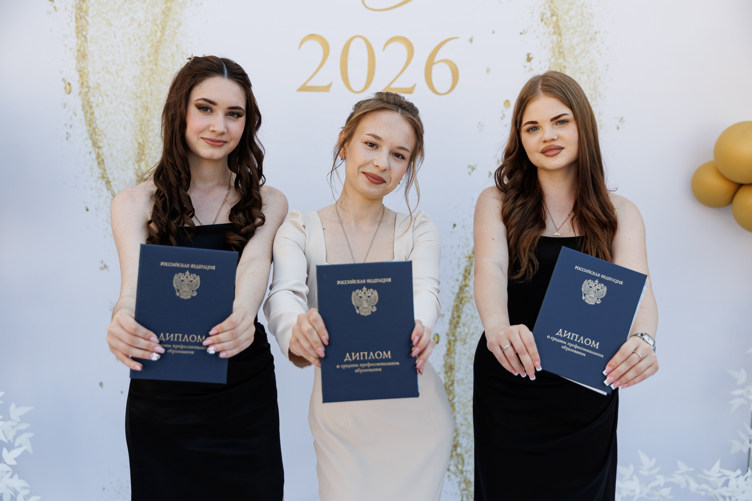 Выпускной РязГМУ Ефремов. Свадебный и портретный фотограф — Мария Костина