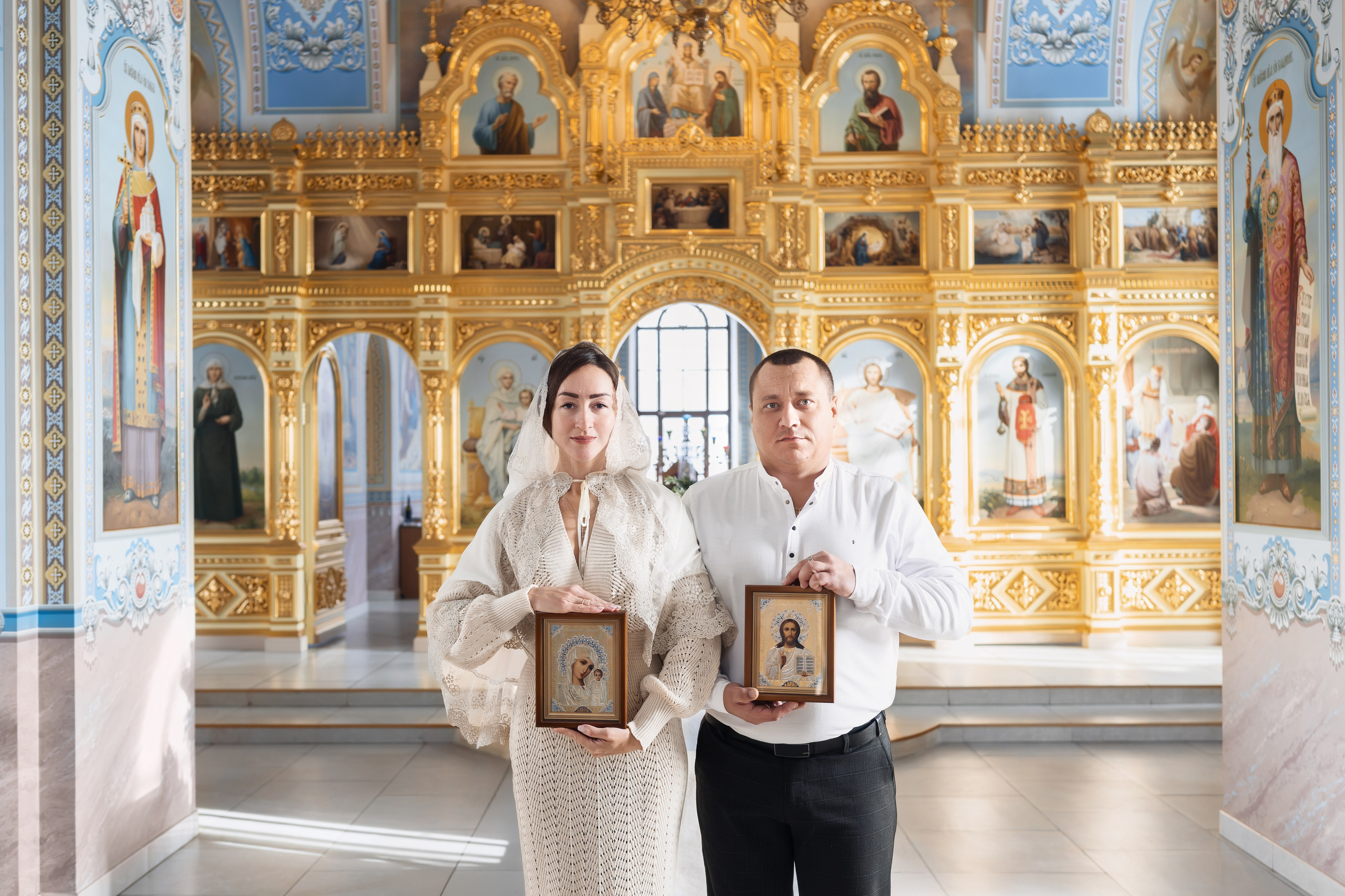 Венчание. Храм Введения во храм Пресвятой Богородицы. Церковный фотограф на Таинство Крещения и Венчания в Оренбурге и Оренбургской области Екатерина Белкина