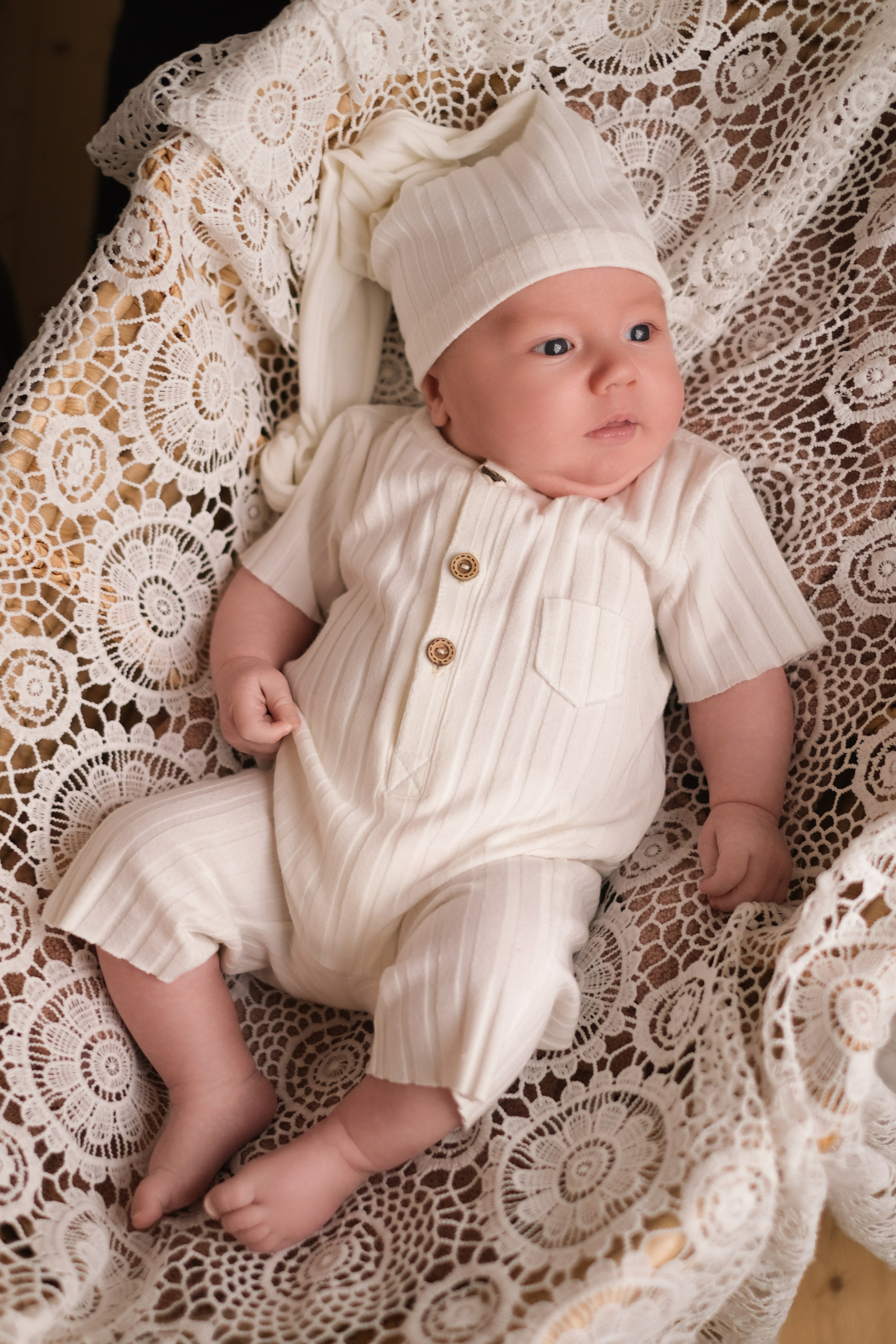 Мирослав в Матрёшке. Семейный детский ньюборн фотограф в Москве Марта Петрова