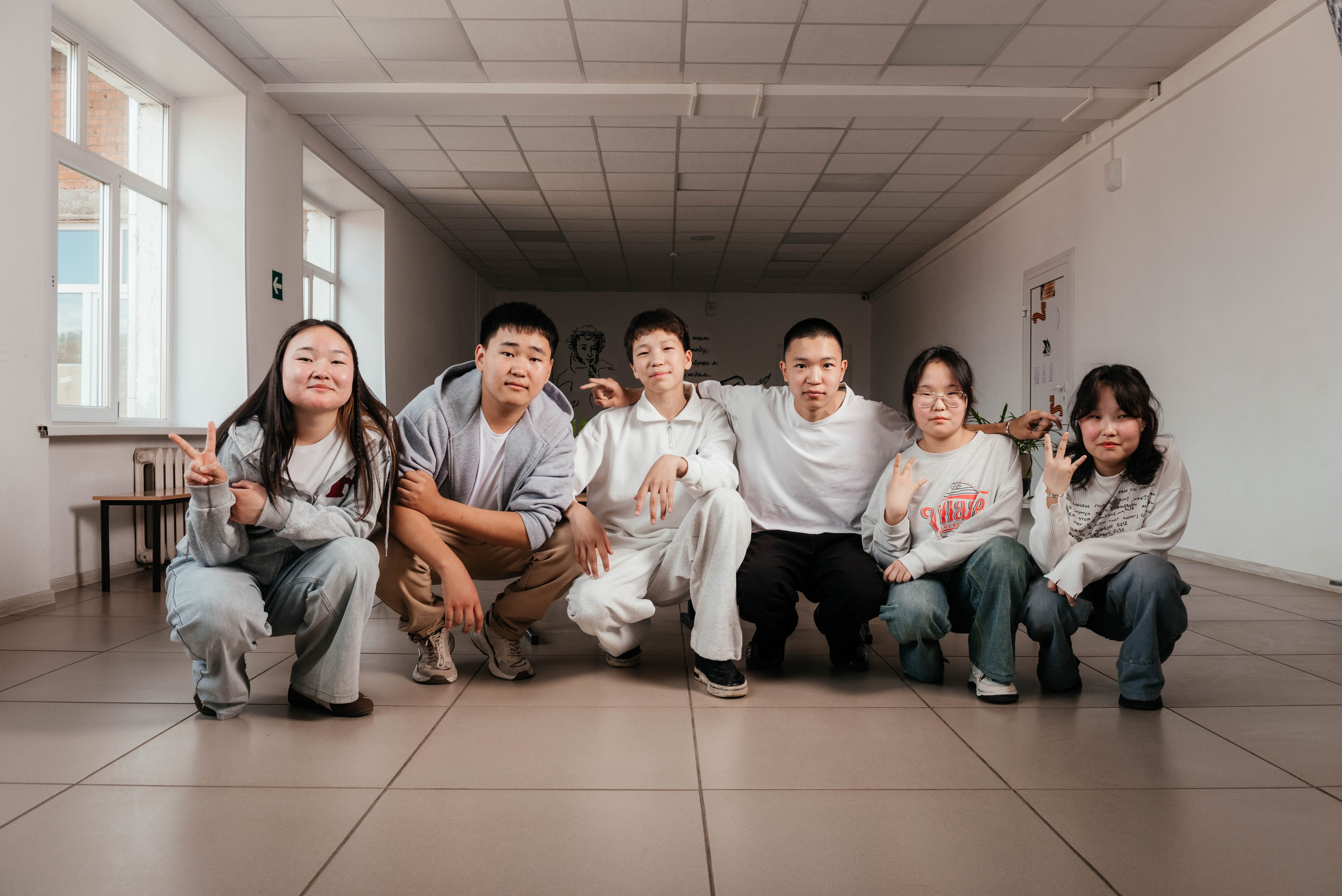 Выпускной фотоальбом для средней школы. Фотограф Эллина Дар г. Улан-Удэ