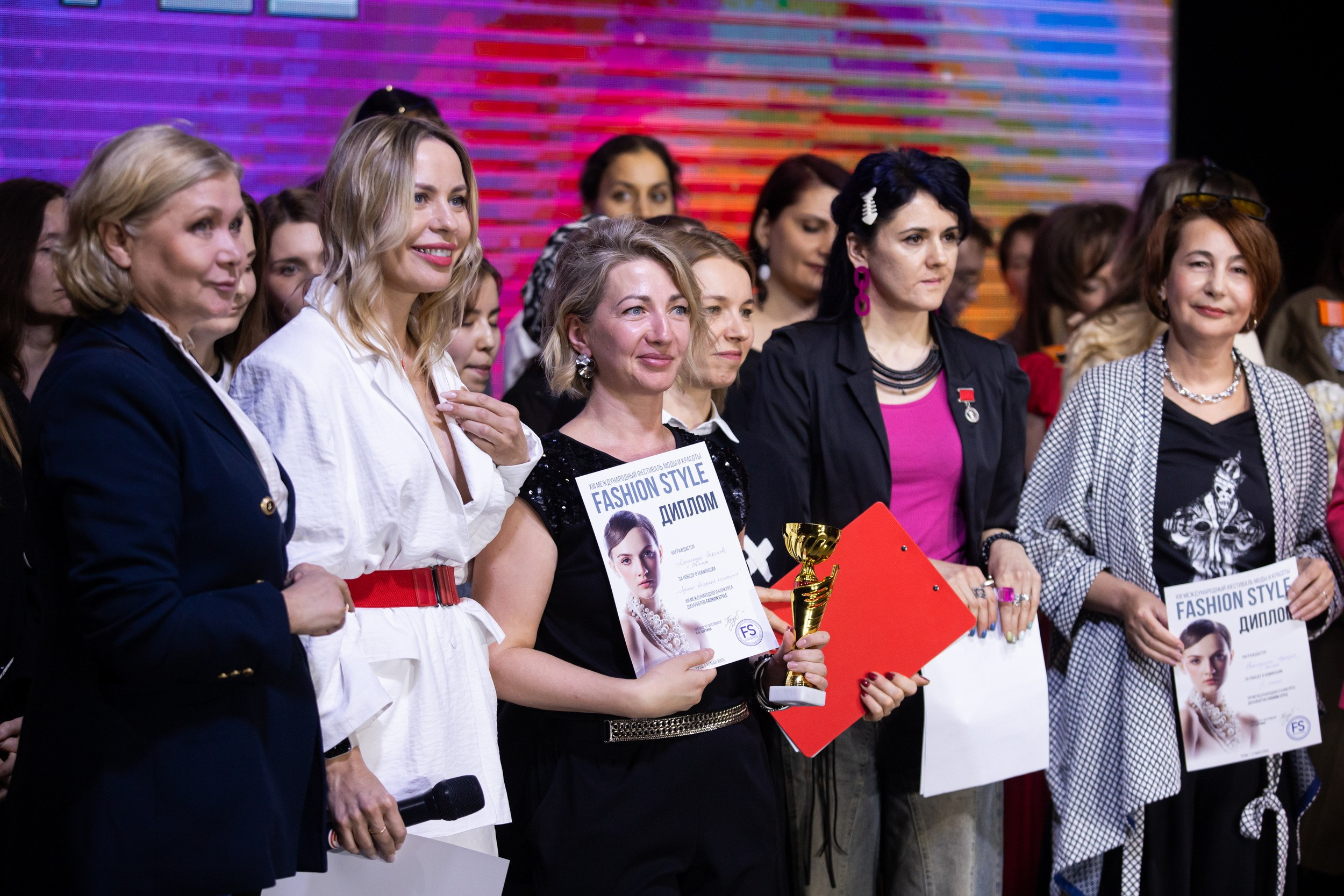 Фестиваль моды и красоты Fashion Style (17 мая 2025). Репортажный фотограф Алексей Пирязев