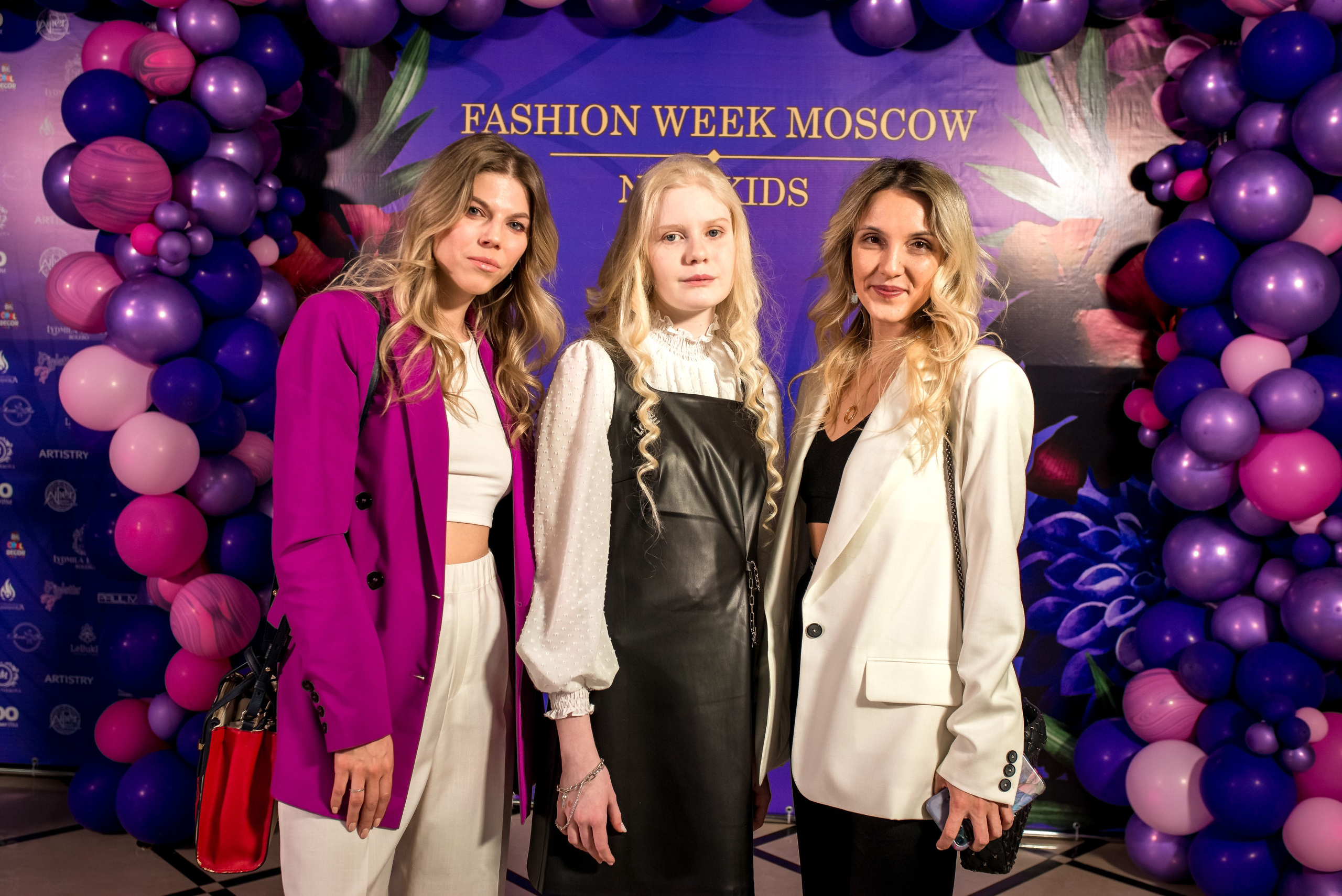 Показ Итальянской моды в России весна 2022. Женский фотограф Крещение Венчание Москва Брянск