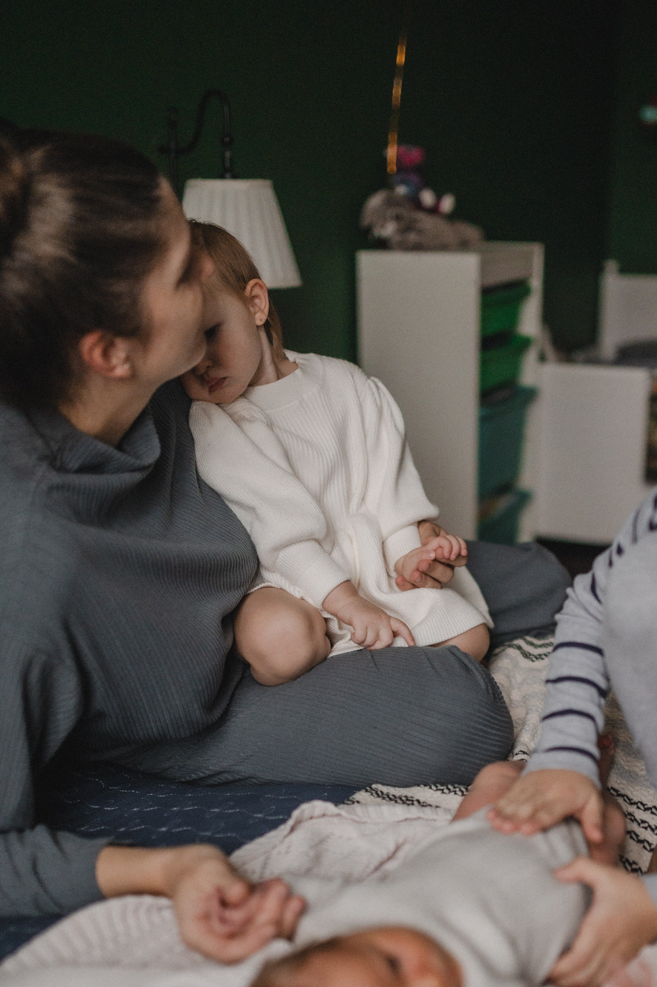 Дима, Нелли, Марк, Нина и Кира дома. Семейный и свадебный lifestyle-фотограф в Москве Мария Петрова