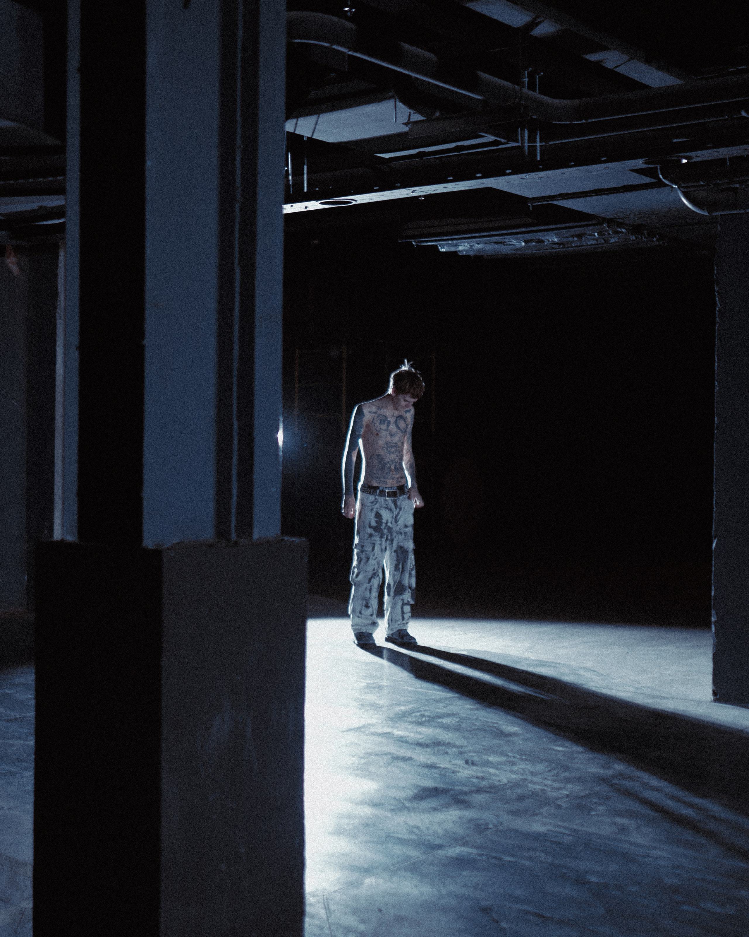 Loweliness. Backstage. @tomrus: Рустам Шагиморданов — фотограф