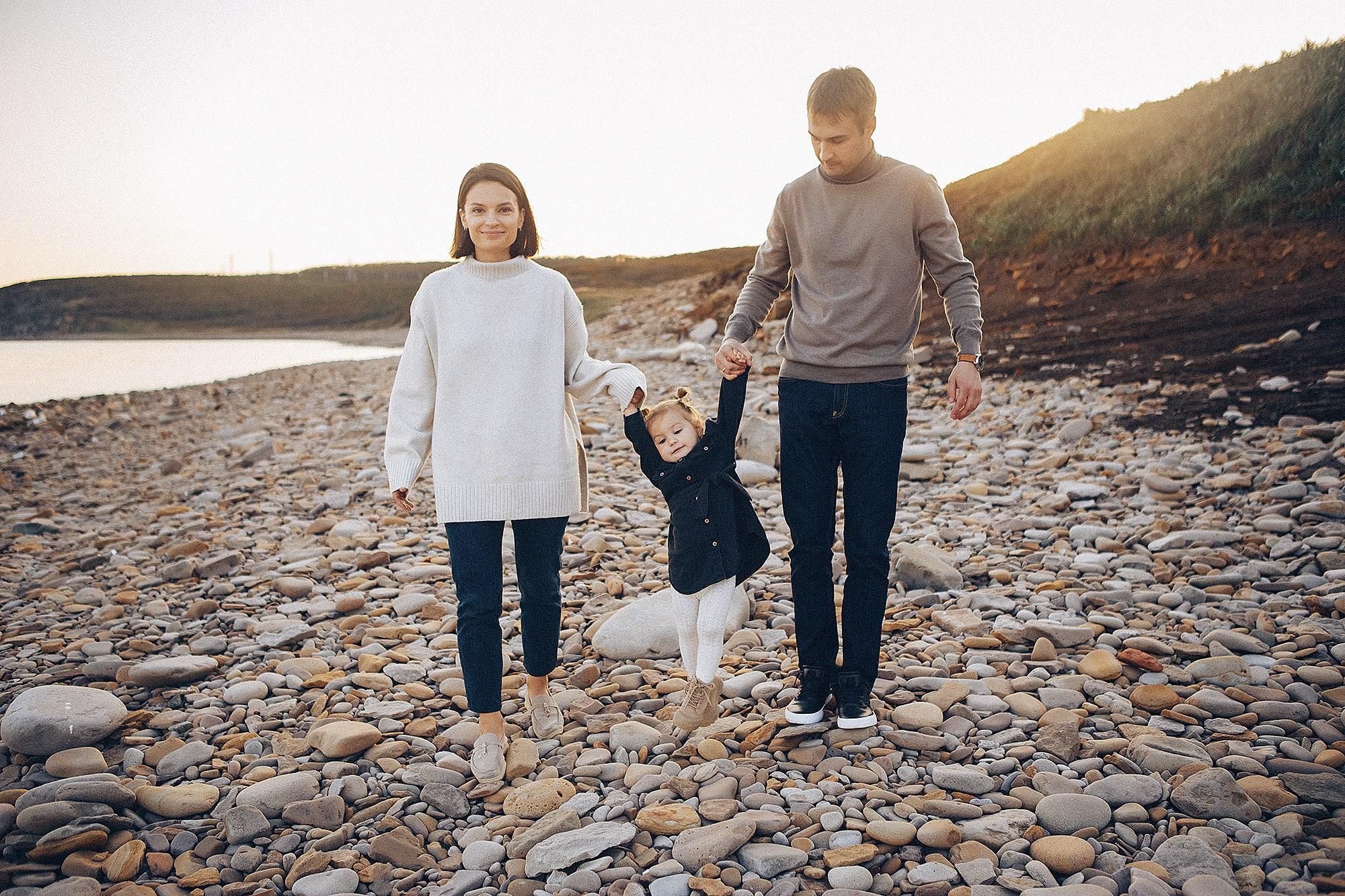 Прогулка у моря. Свадебный фотограф Владивосток Алина Гевондова