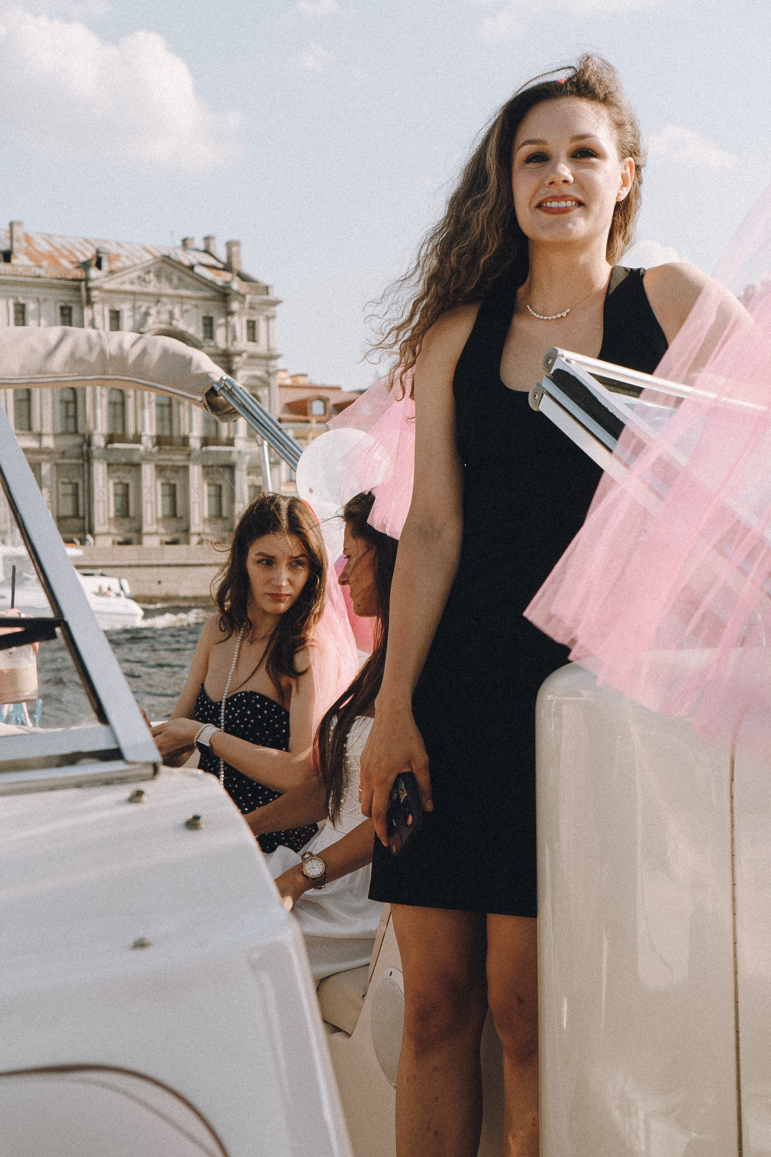 ДЕВИЧНИК НА КАТЕРЕ. Профессиональный фотограф, Санкт-Петербург — Виктория Богомолова