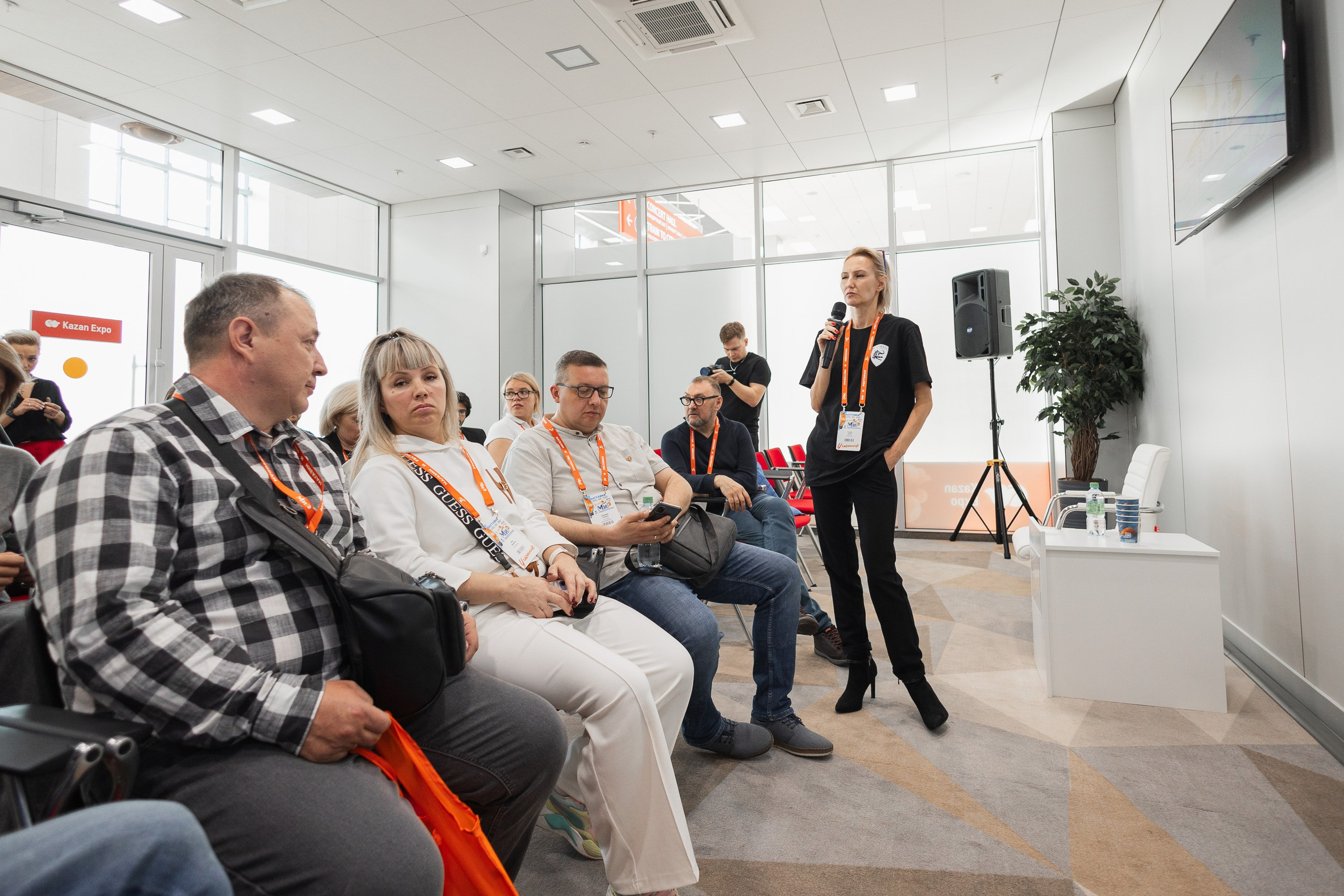 Конференция | МиР. Showbiz | Fashion | Reportage