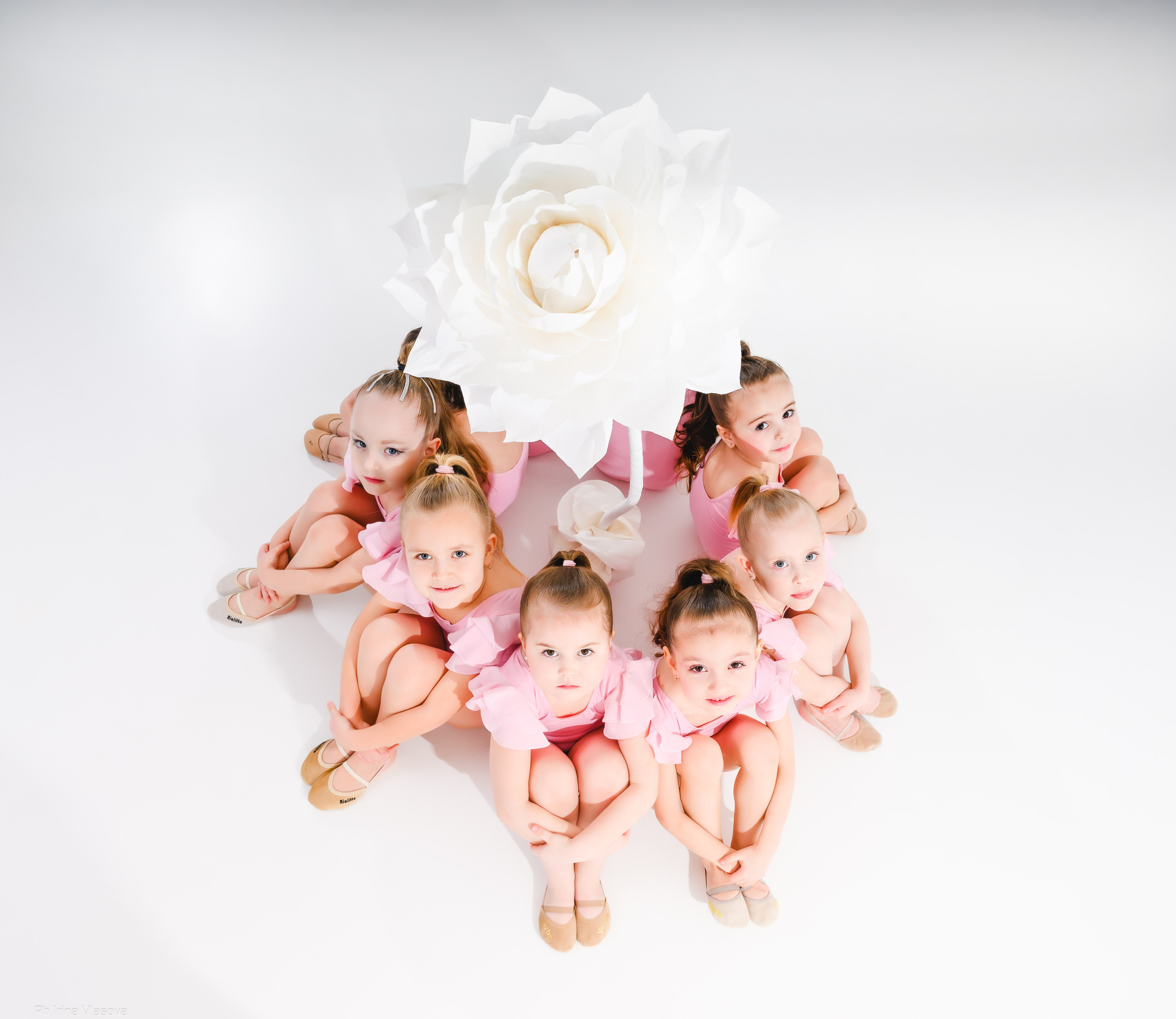 клубная спортивная фотосессия для гимнасток новосибирск