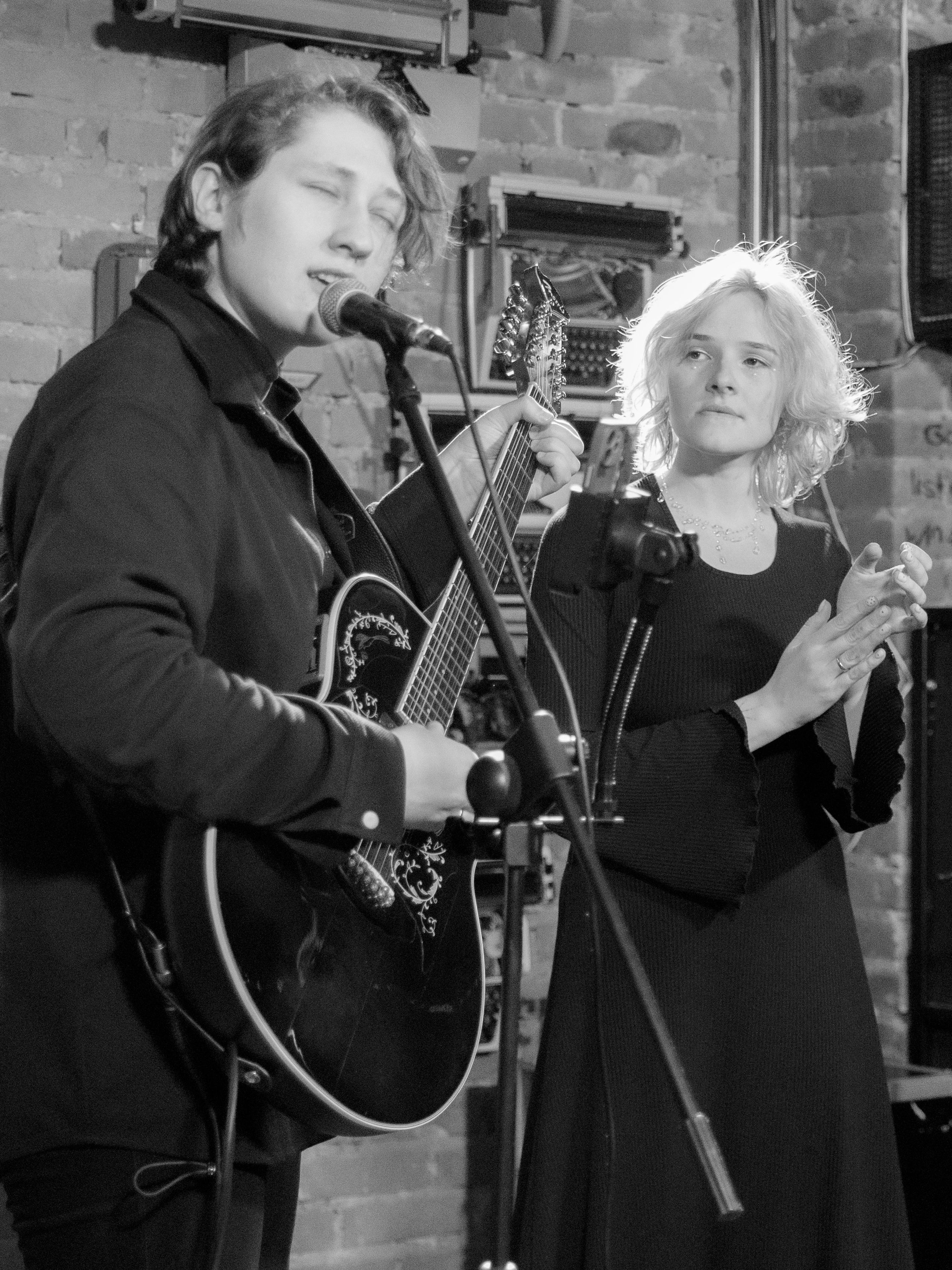 Концерт Огнева и Аня из Питера. Репортажный фотограф в Новосибирске Алена Помазунова