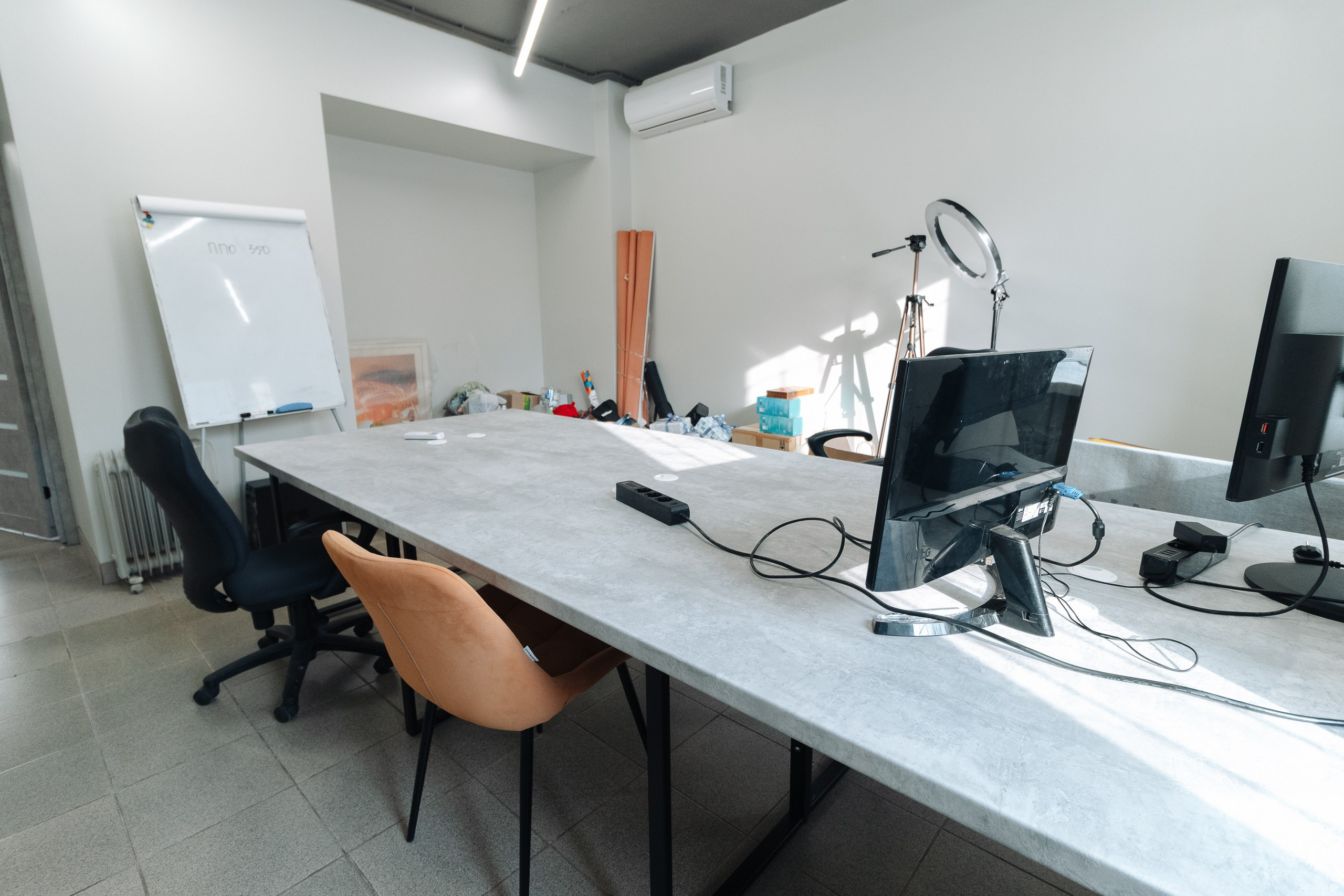 Агентство интернет маркетинга Alente. Репортажный фотограф Красноярск Алекс Чампакхам