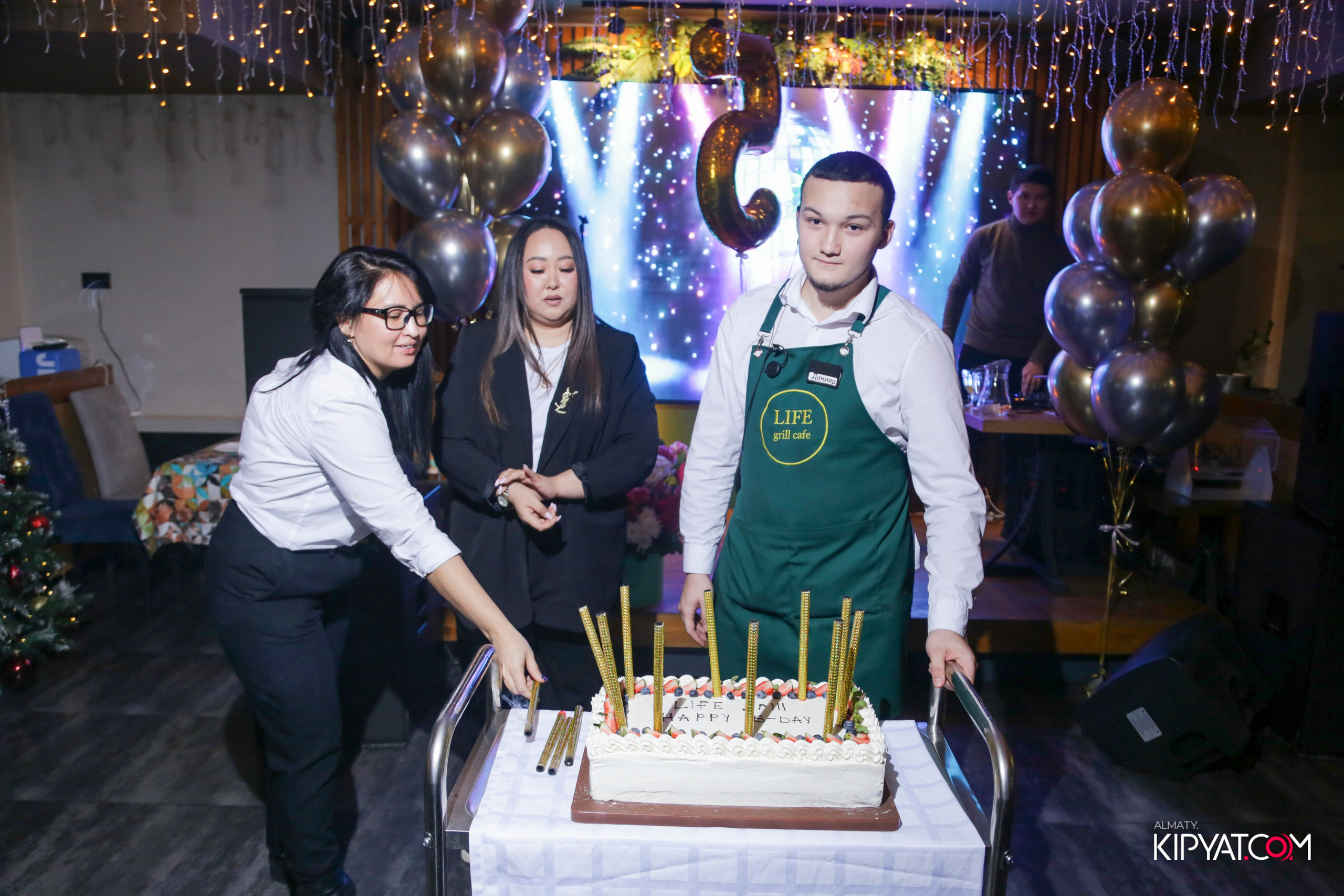 LIFE GRILL CAFE. КИПЯТКОМ АЛМАТЫ! Фотосъемка мероприятий в Алматы
