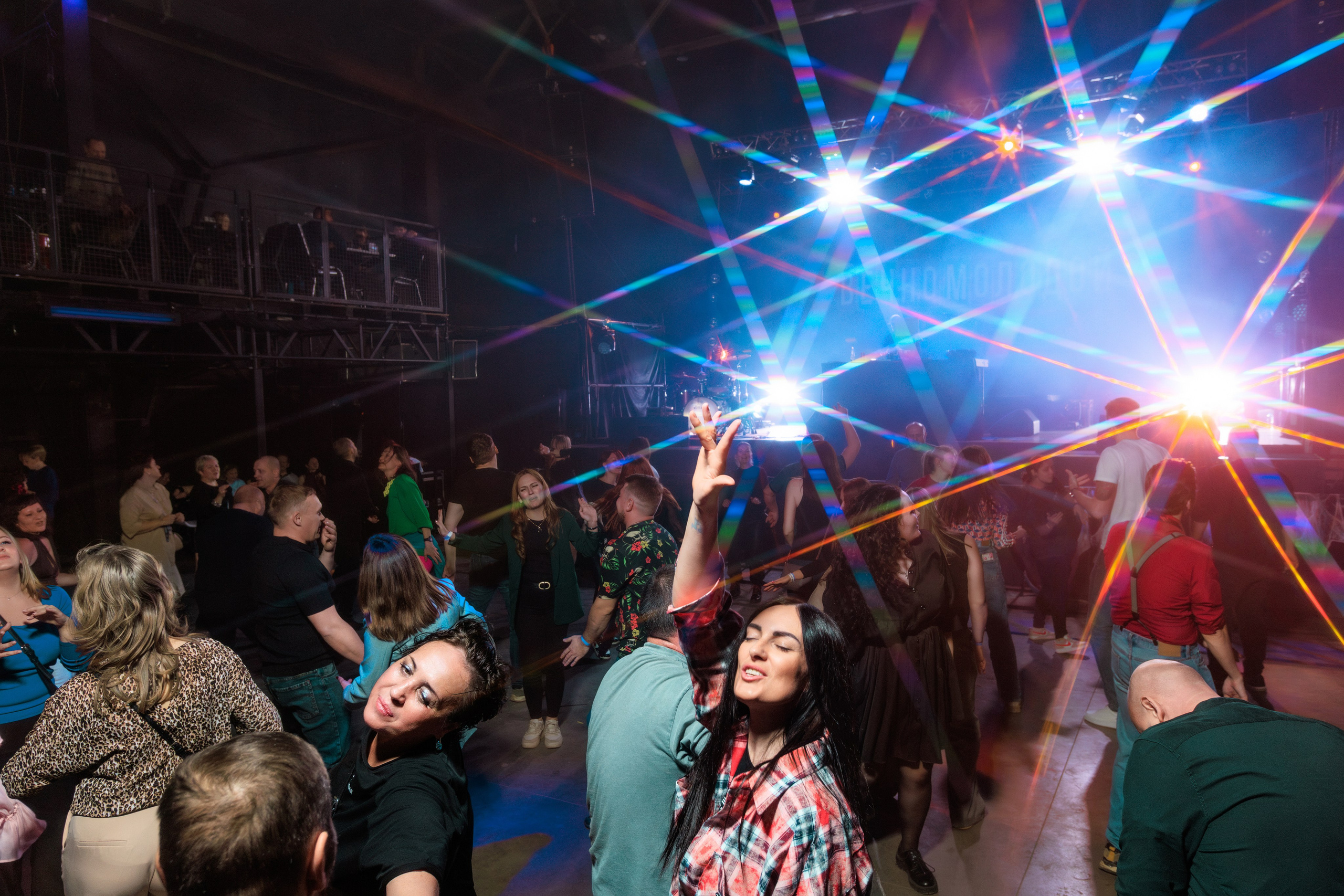 Вечно молодой. Репортажный фотограф Екатеринбург | Яркий, качественный репортаж | Концерты, клубы, репортаж, праздники, корпоративы
