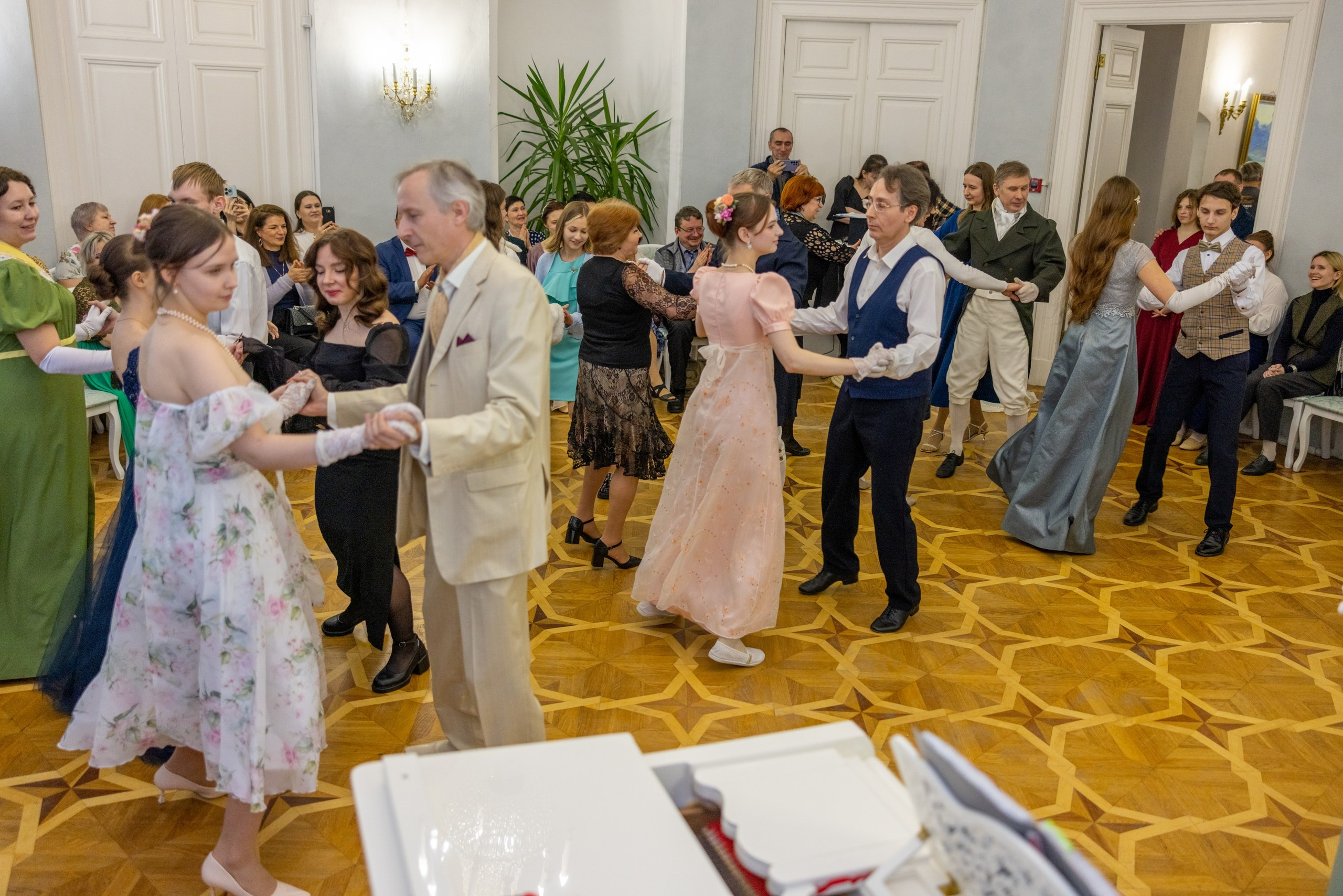 Бал во дворце Бобринских город Богородицк. Фотограф в Туле Крупский АнДРей. Фотостудия «КАДР71» в Туле