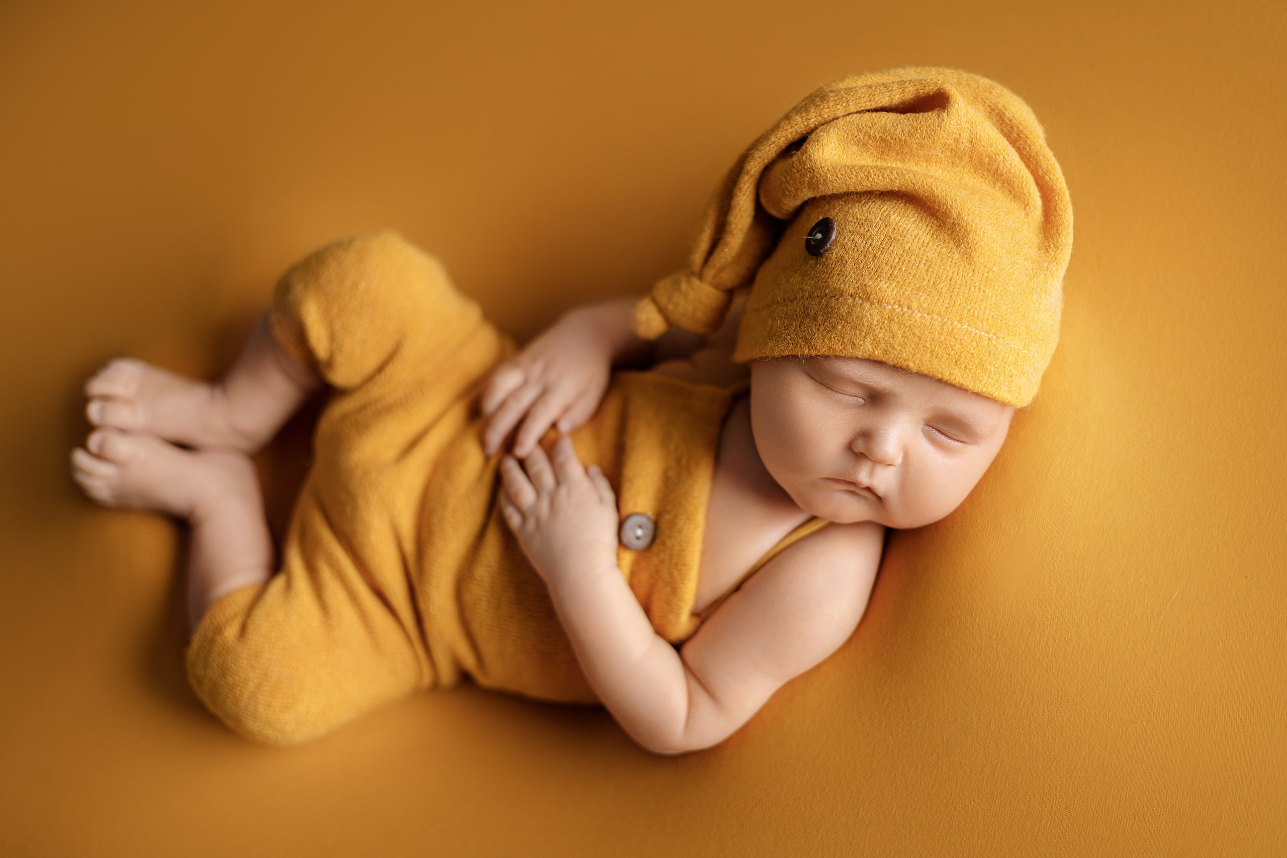 Максим. Евгения Горбунова фотограф новорожденных в Новом Уренгое