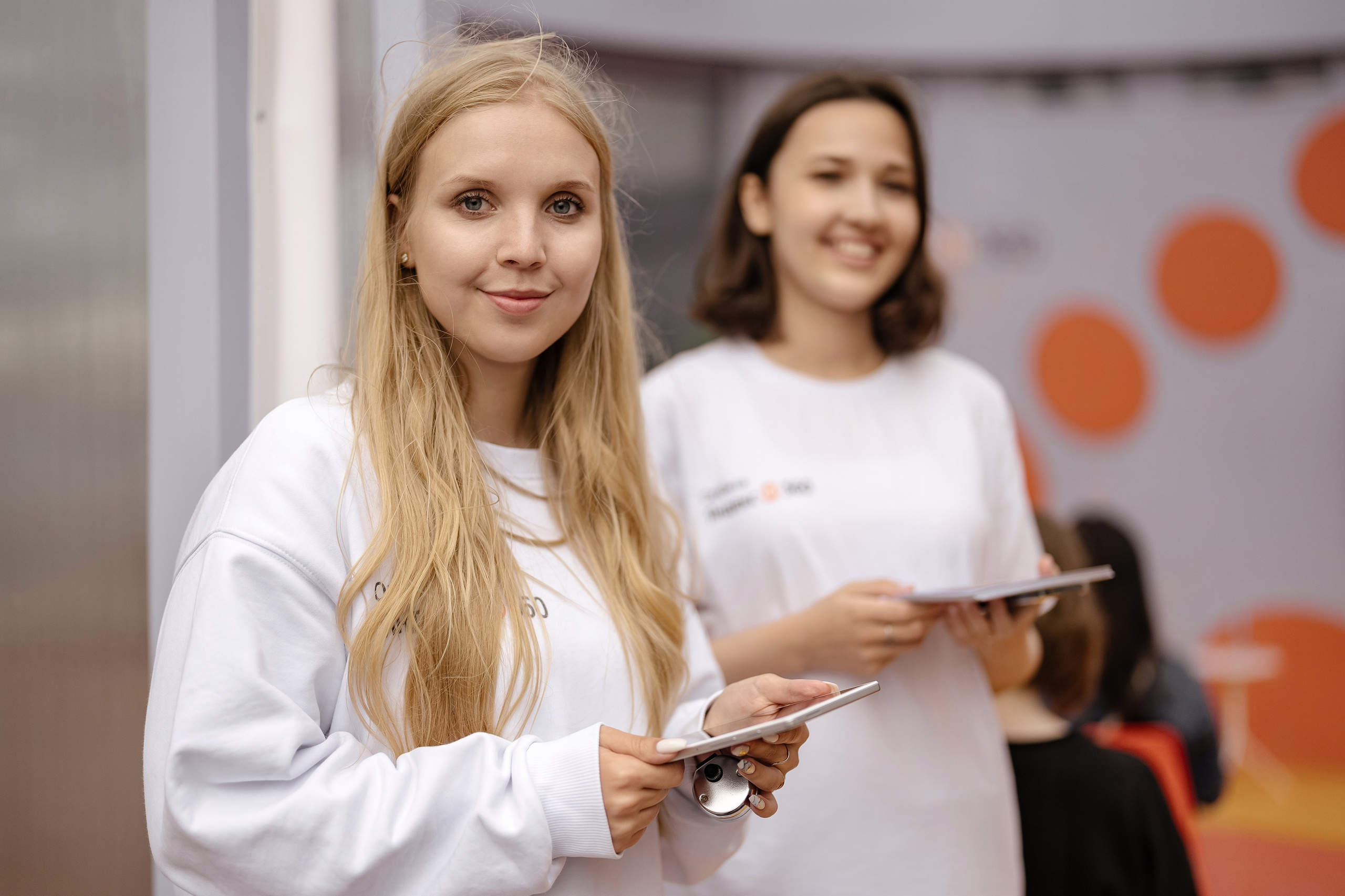 Яндекс 360 Орбита, Севкабель. Андрей Сухинин репортажный свадебный фотограф Санкт-Петербург