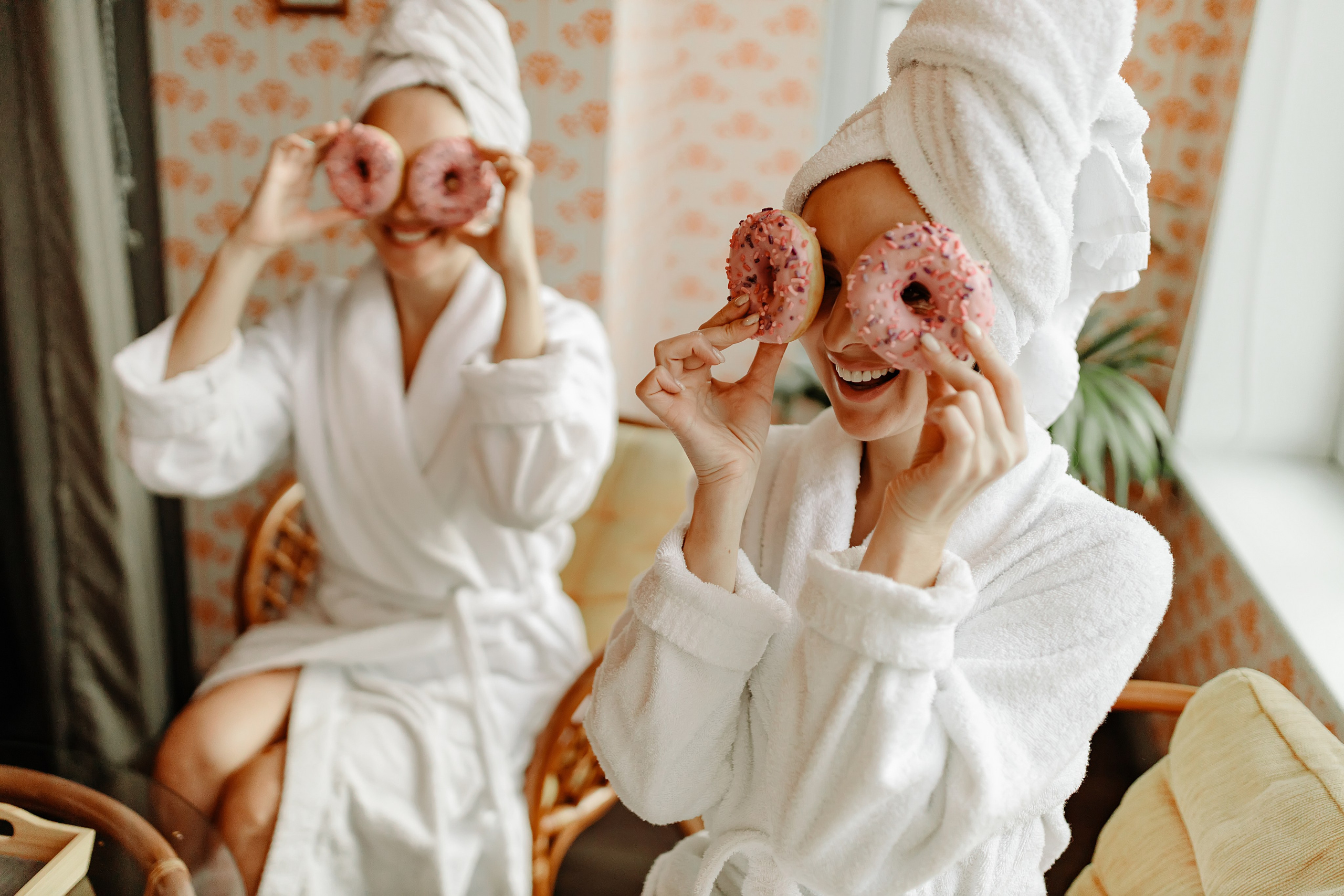 Вкусный девичник в отеле. Фотограф в Санкт-Петербурге Знаменская Ирина