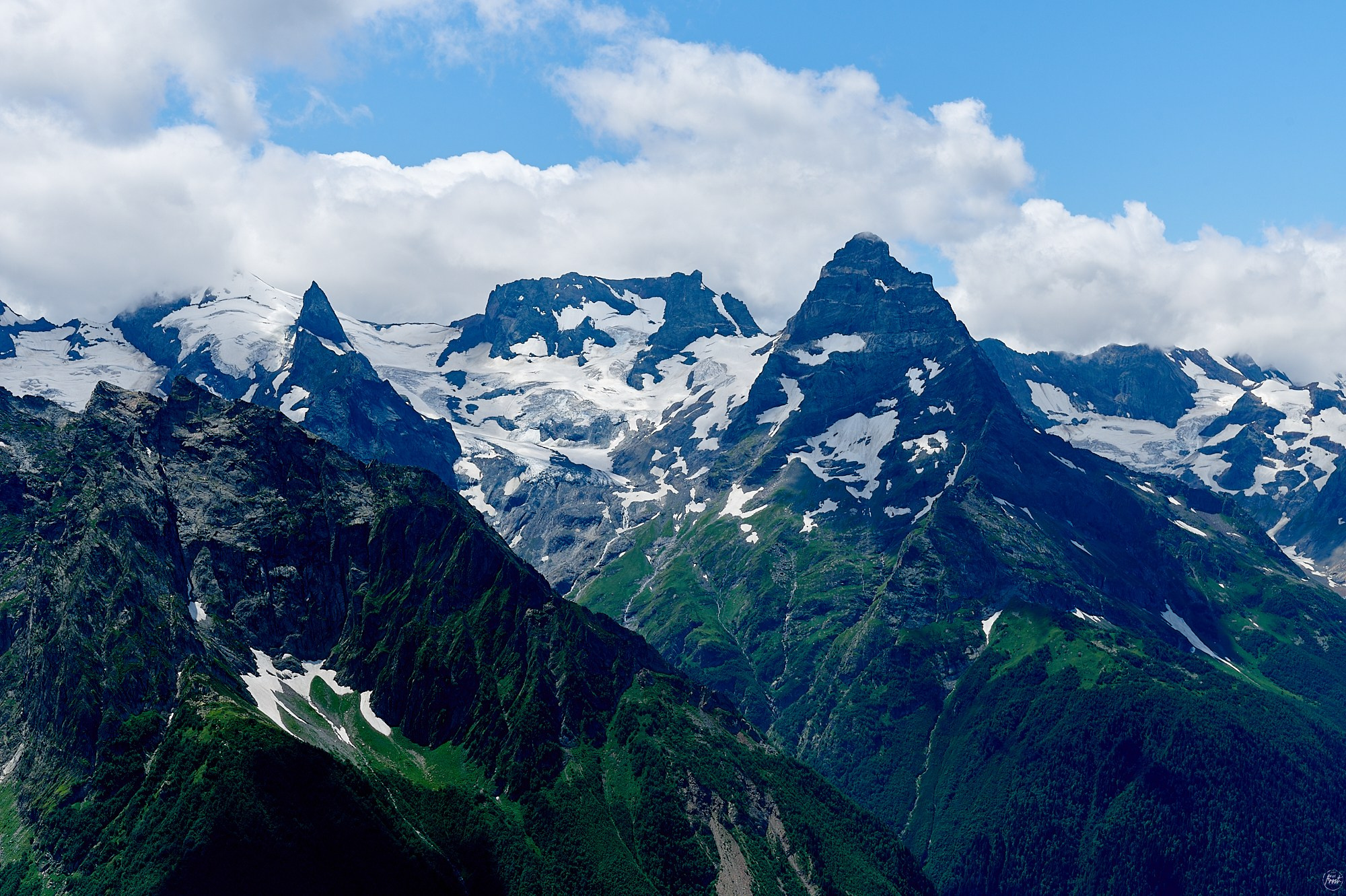 Домбай август 2024. Фотографии отовсюду и обо всем