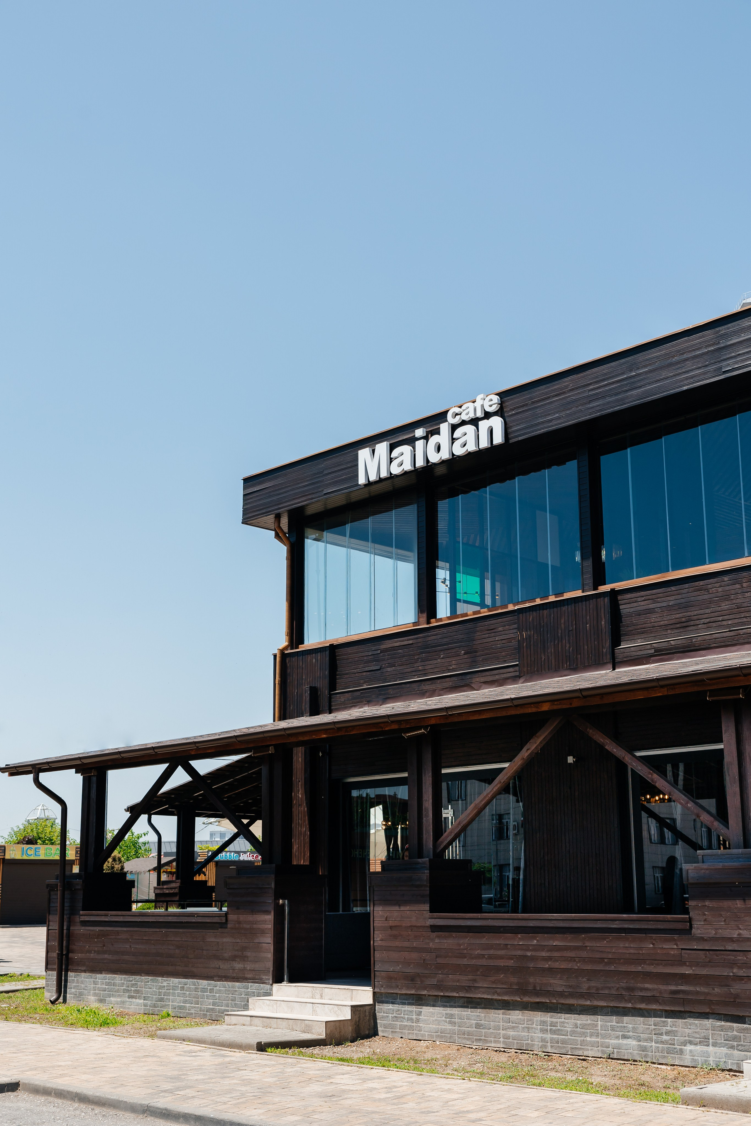 Грозный Maidan. Самый свадебный фотограф