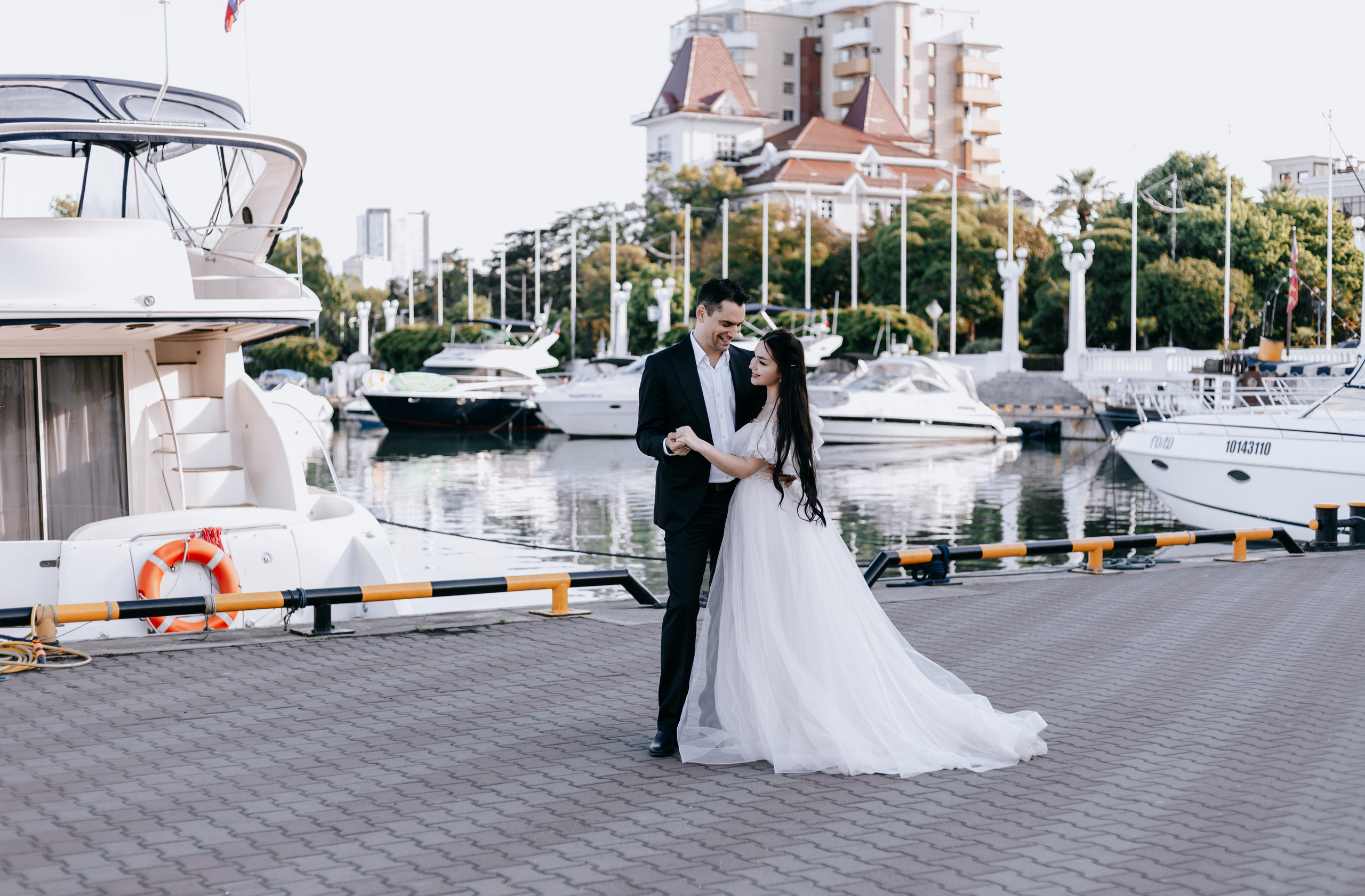 Александра & Кирилл. Photographer Victoria Slavnova