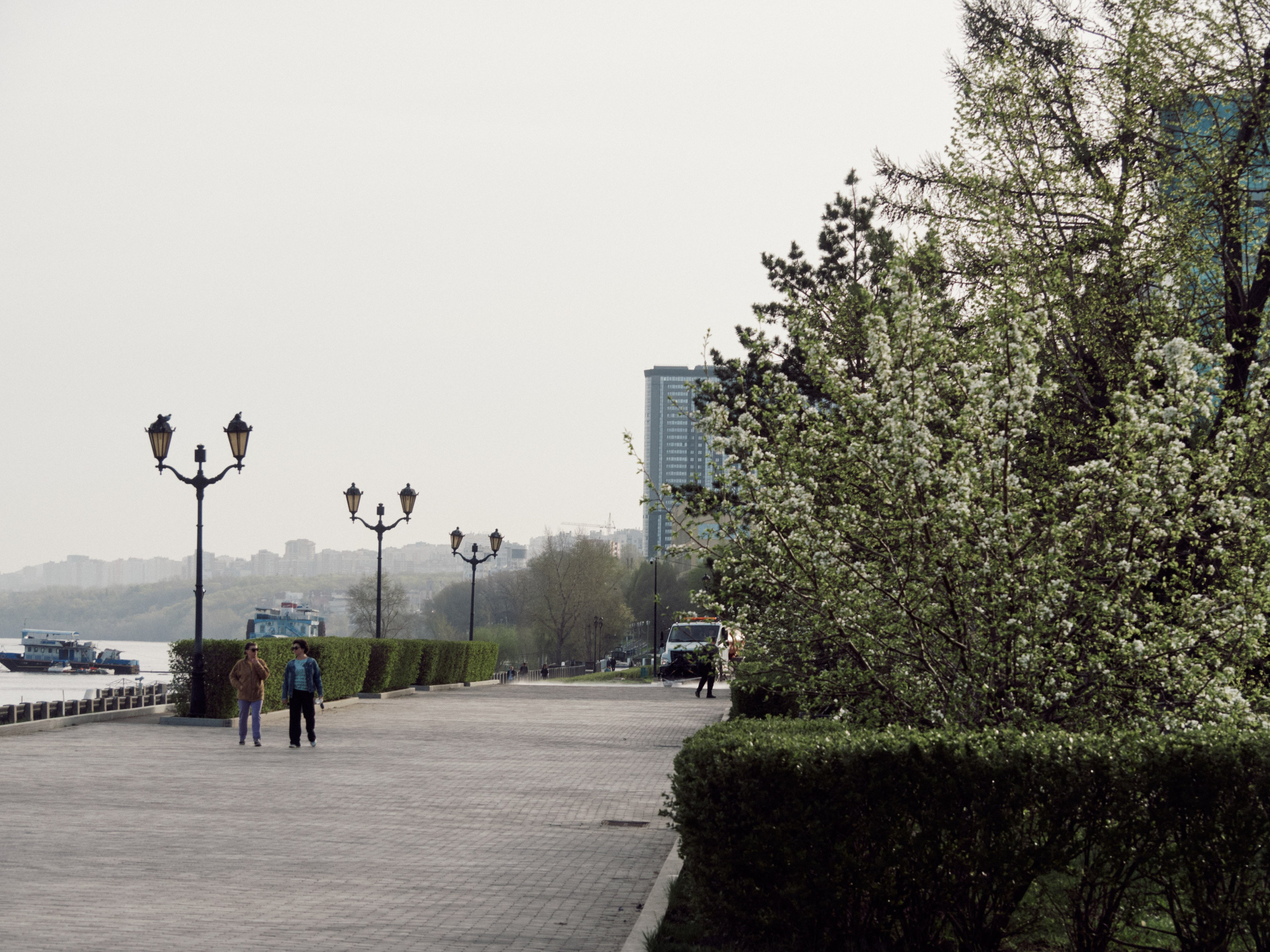 Фотографии набережной Волги. 22 апреля 2024 года