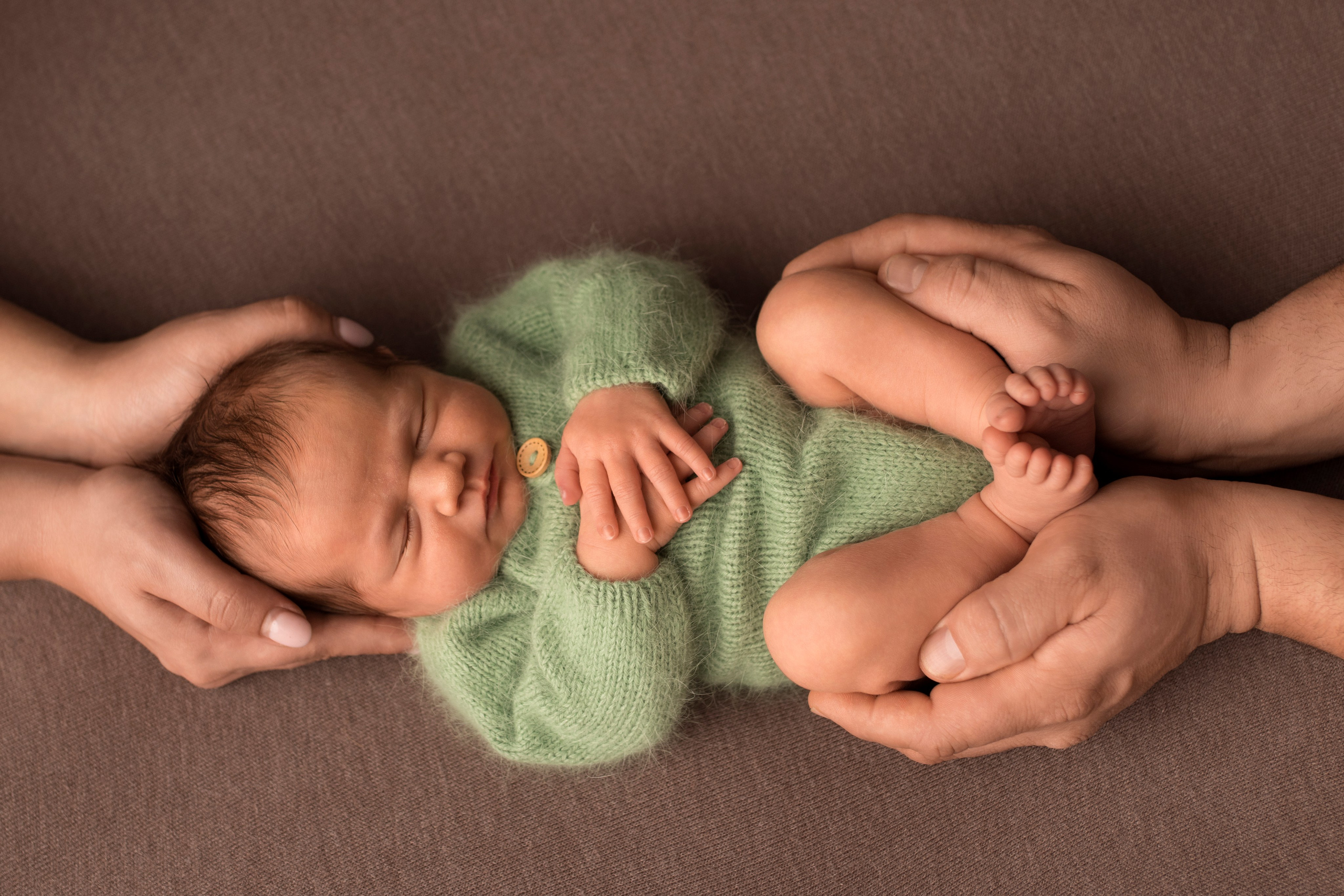 Красивые фотографии малышей у Вас дома. Фотограф новорождённых в Санкт-Петербурге Лилия Яковлева