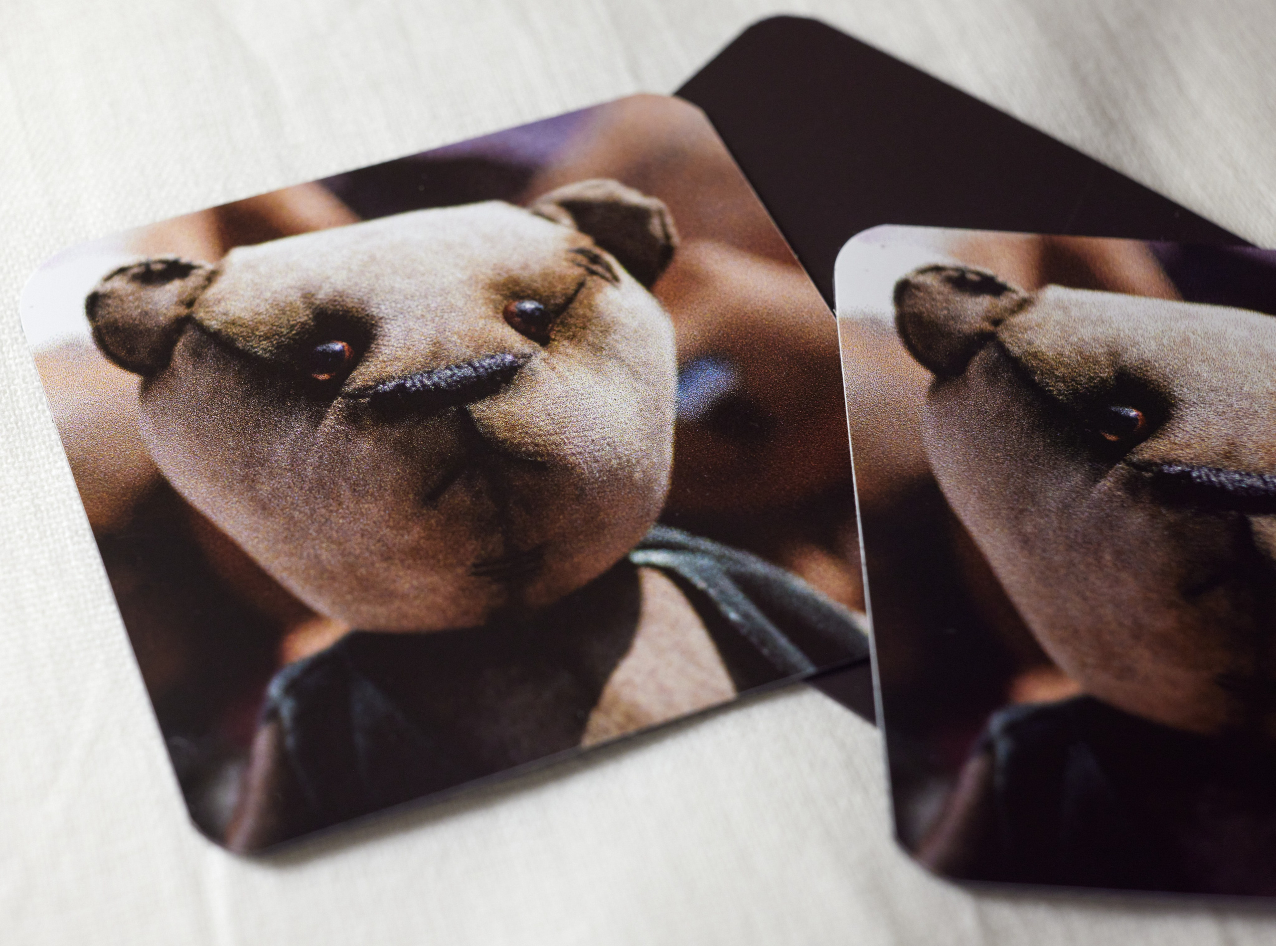 Имидж Технологии — Производство сувенирных магнитов, заливных этикеток и значков. Репортажная фотография в Кирове Кировской области